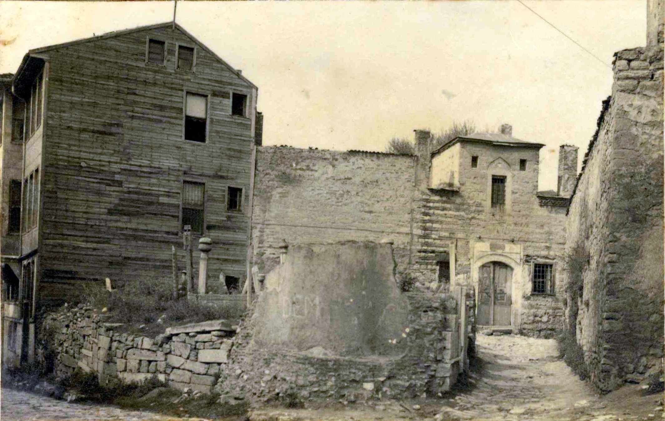Ankaravi Mehmet Efendi Medresesi Fotoğrafları