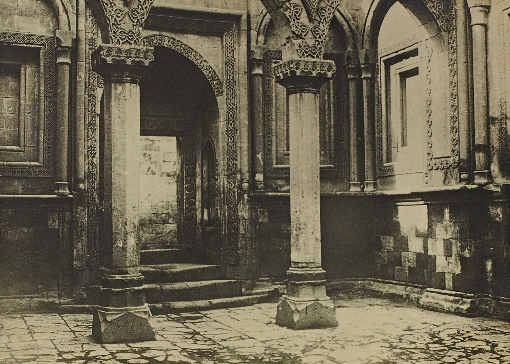 İshak Paşa Sarayı