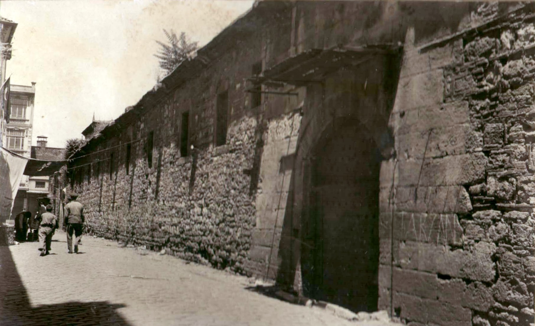 Mısır Çarşısı Çiçek Pazarı Kapısı