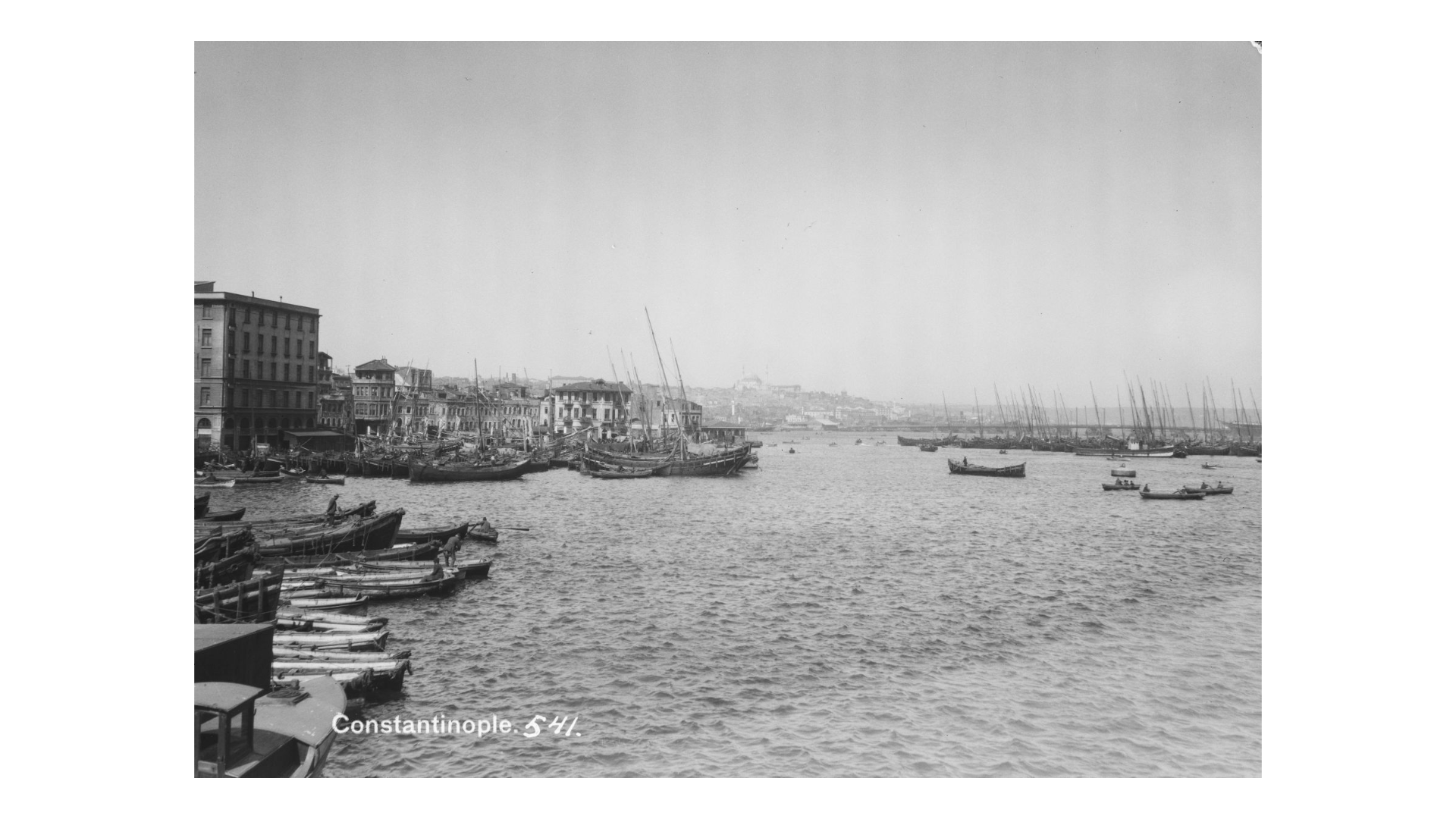 Yemiş Scaffold from Galata Bridge