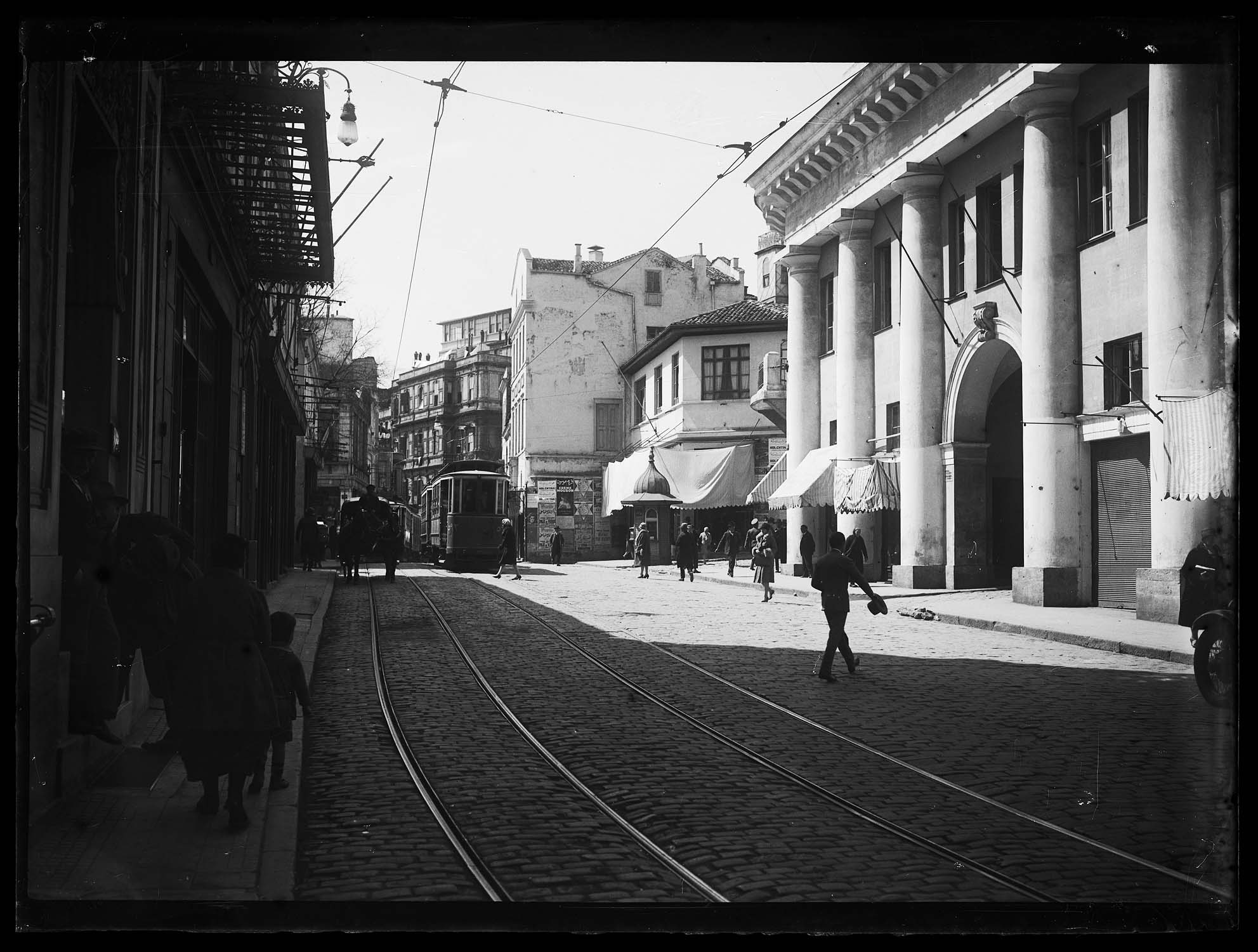 İstiklal Caddesi, Narmanlı Han