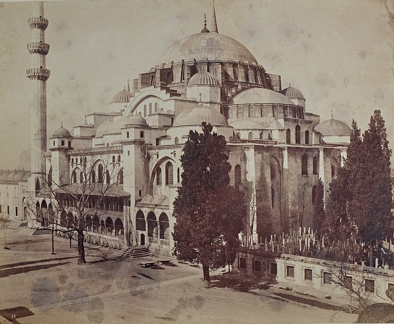 Süleymaniye Camii’nin dışarıdan görünüşü