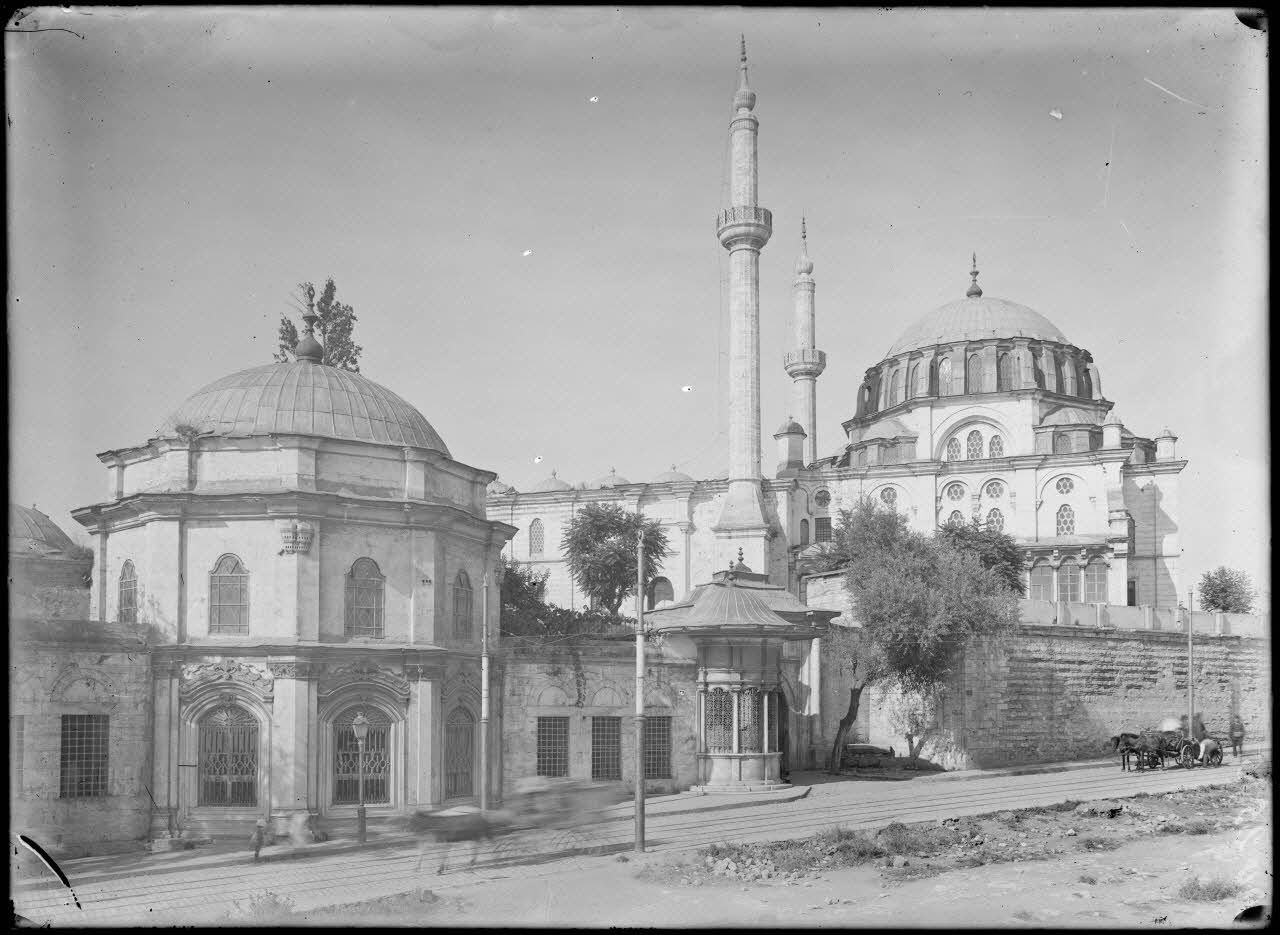 Laleli Camii