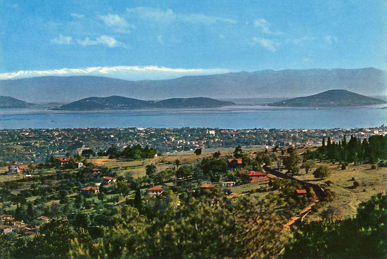 Çamlıca’dan Adalar’a Bakış