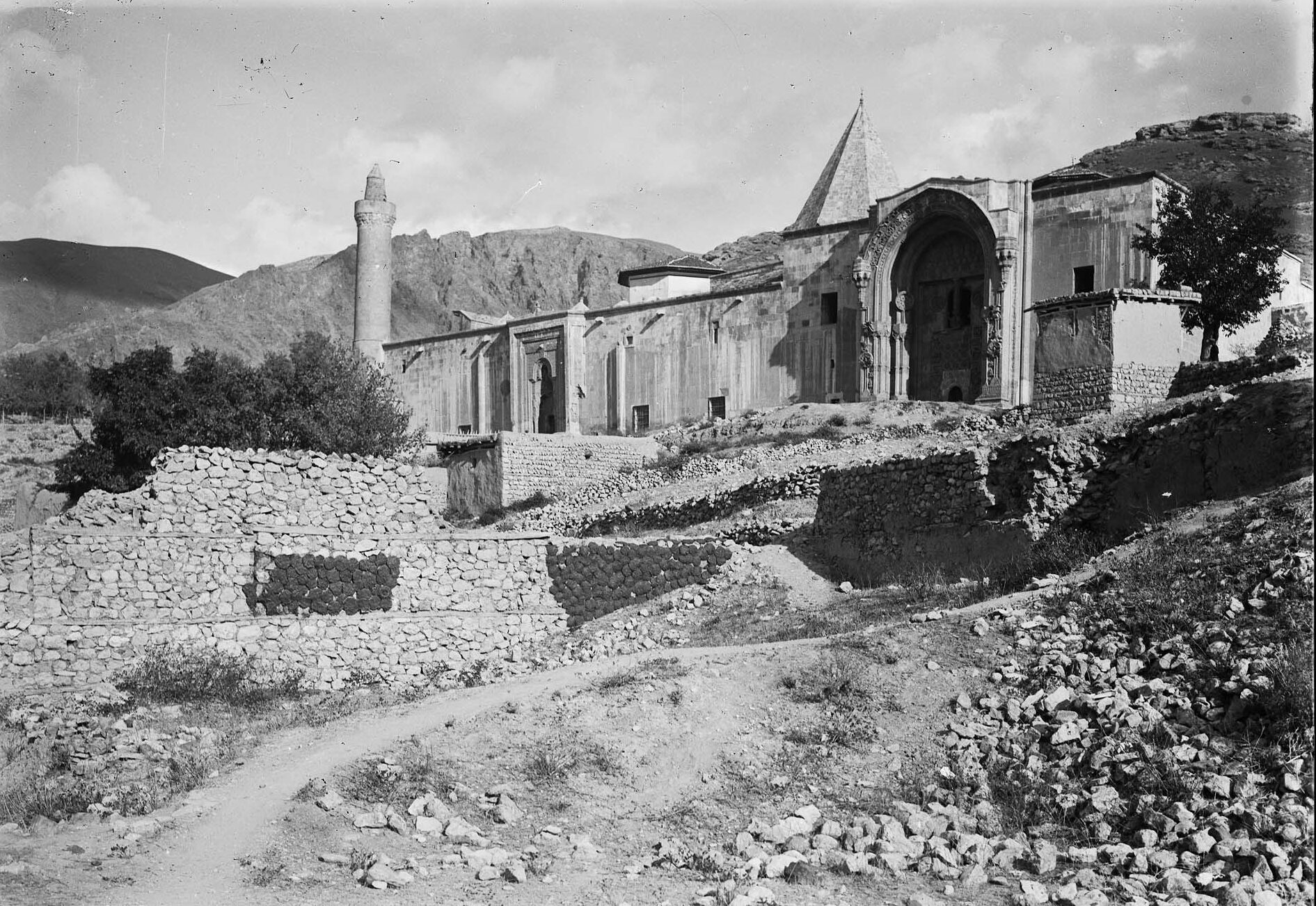 Divriği Ulu Cami Genel Görünümü ve Detaylar
