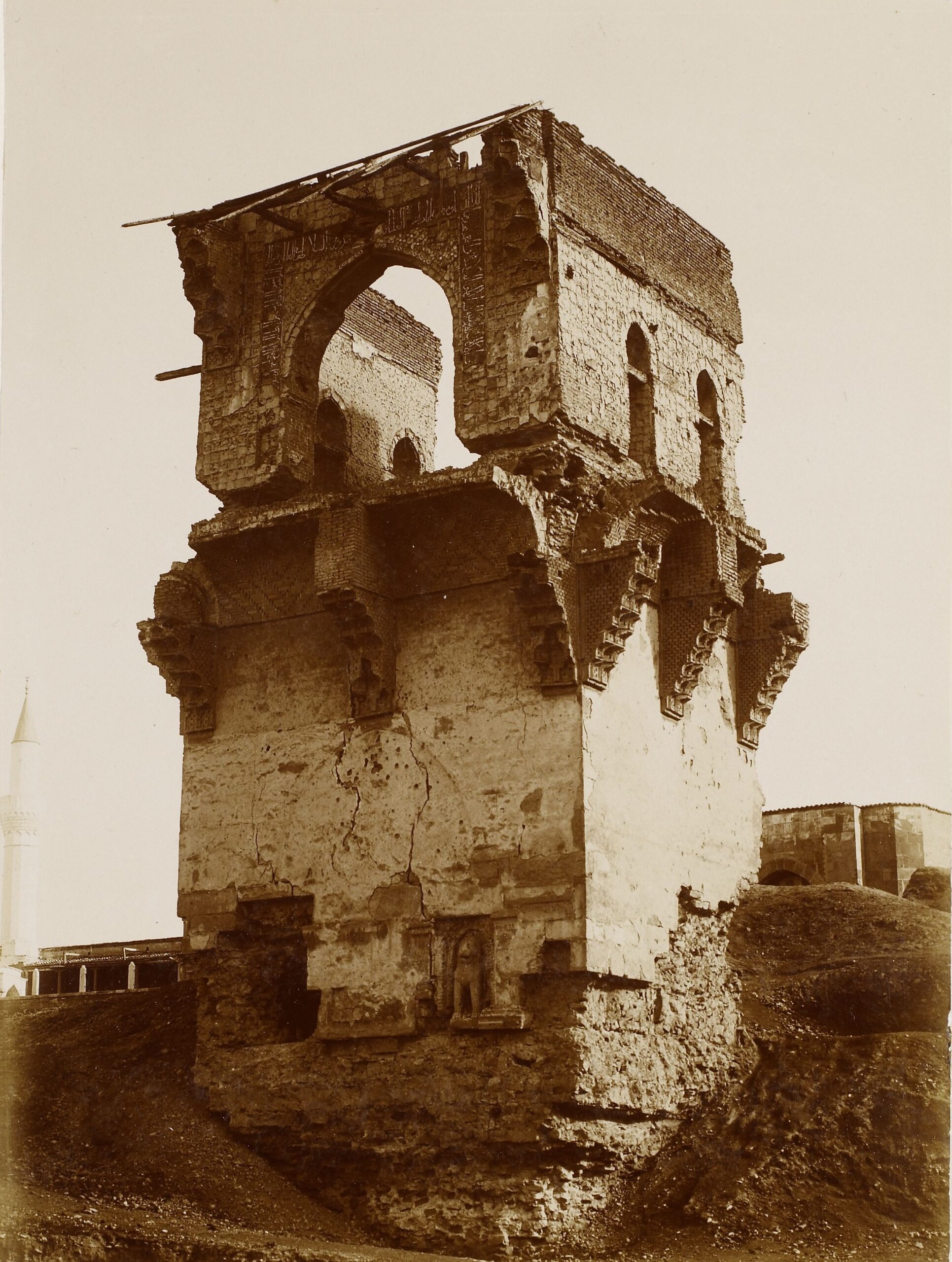 Alaeddin Köşkü Kalıntısı
