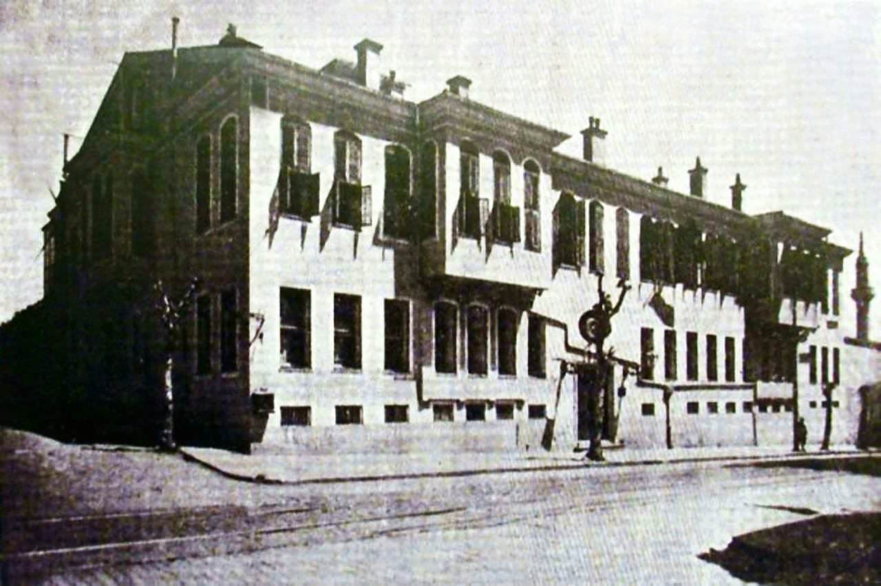 Nişantaşı Necip Paşa Konağı