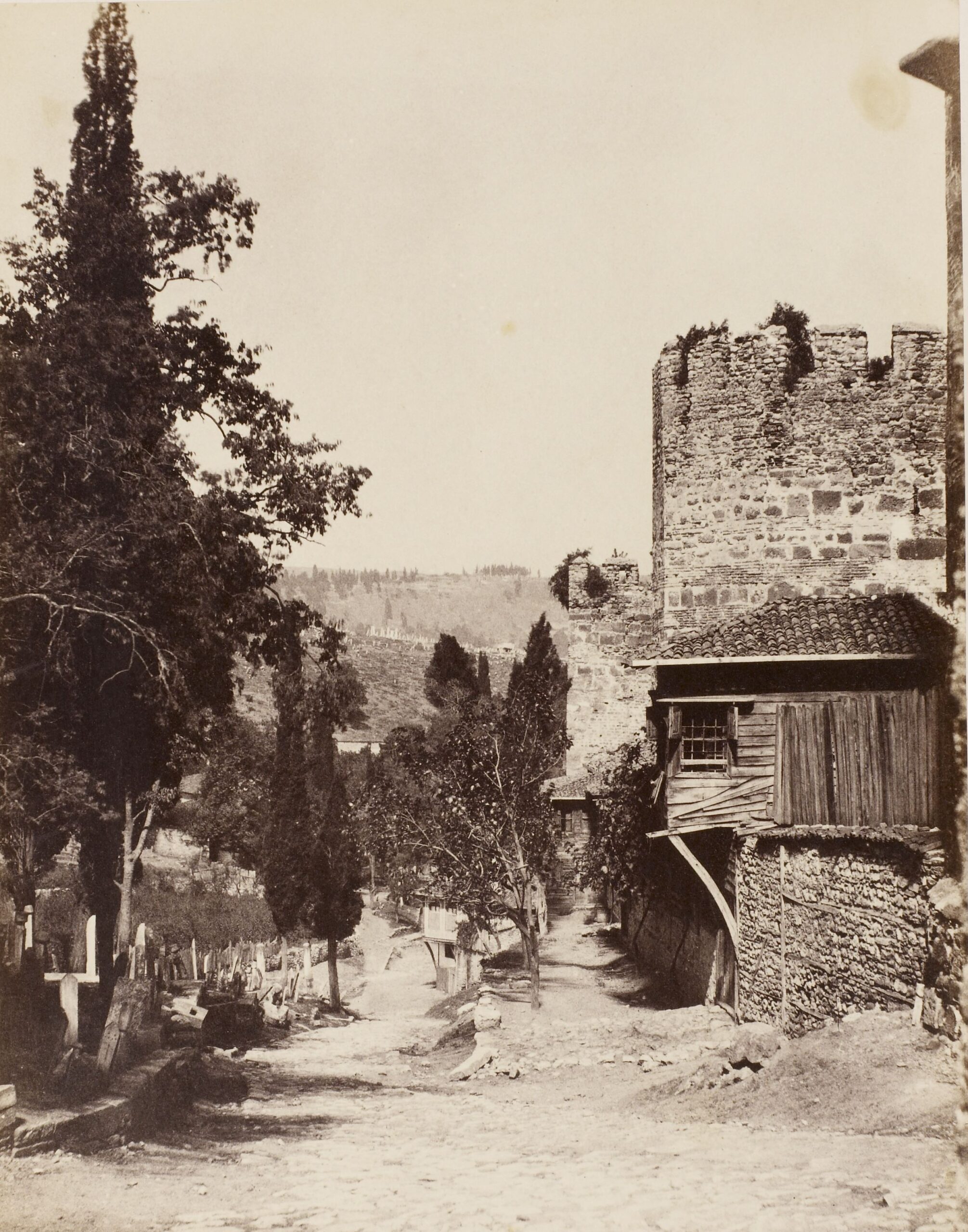 Eğrikapı Surdibi