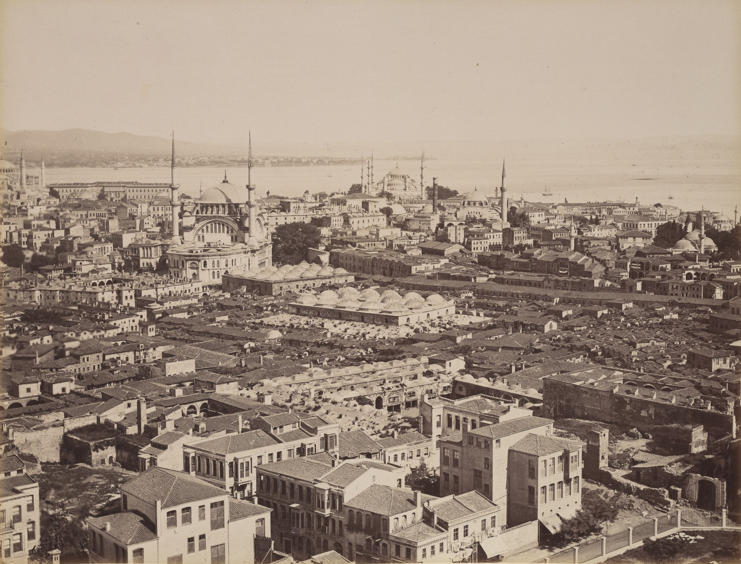 Beyazıt Kulesi’nden Nuruosmaniye Yönü