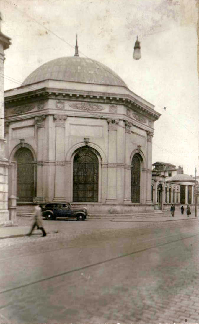 Sultan II. Mahmut Türbesi
