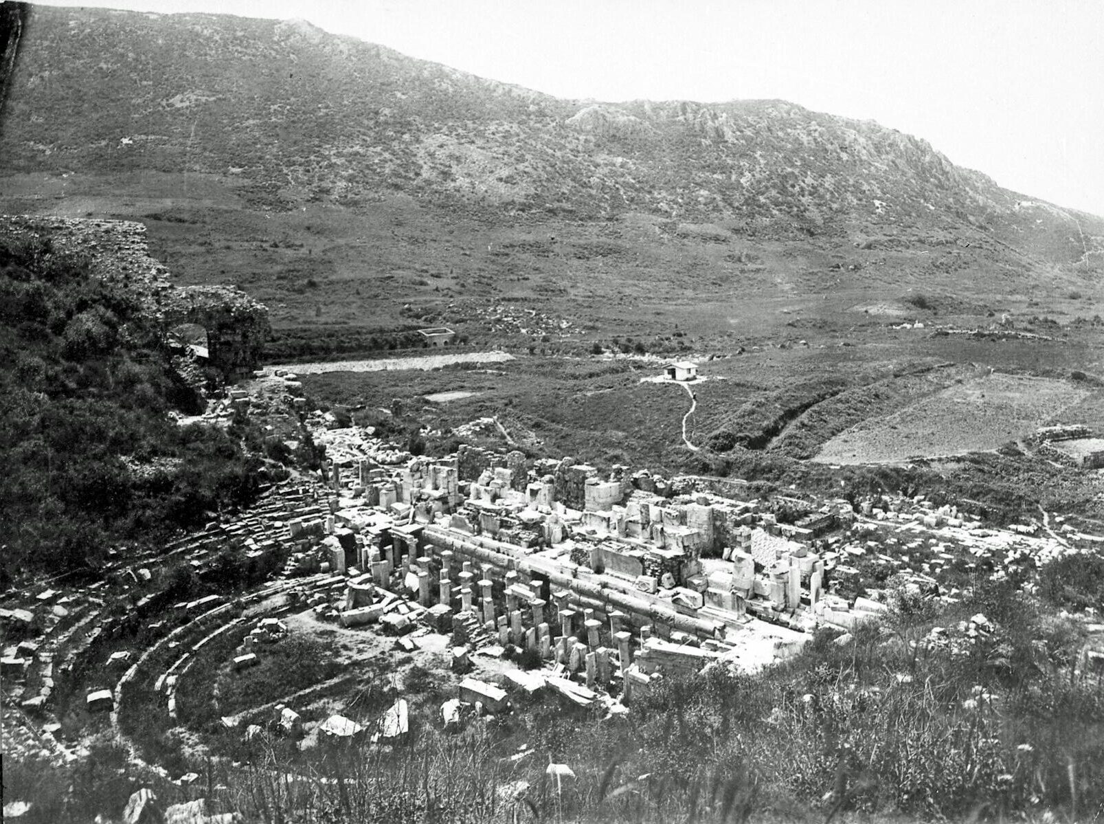 Efes Antik Tiyatrosu