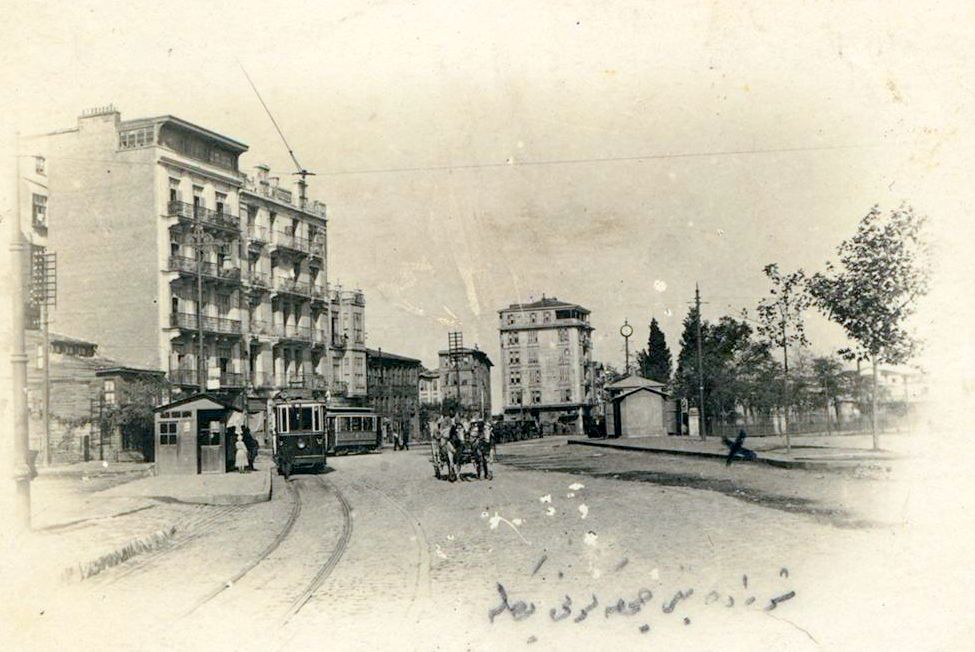 Şişli Tramvay Durağı