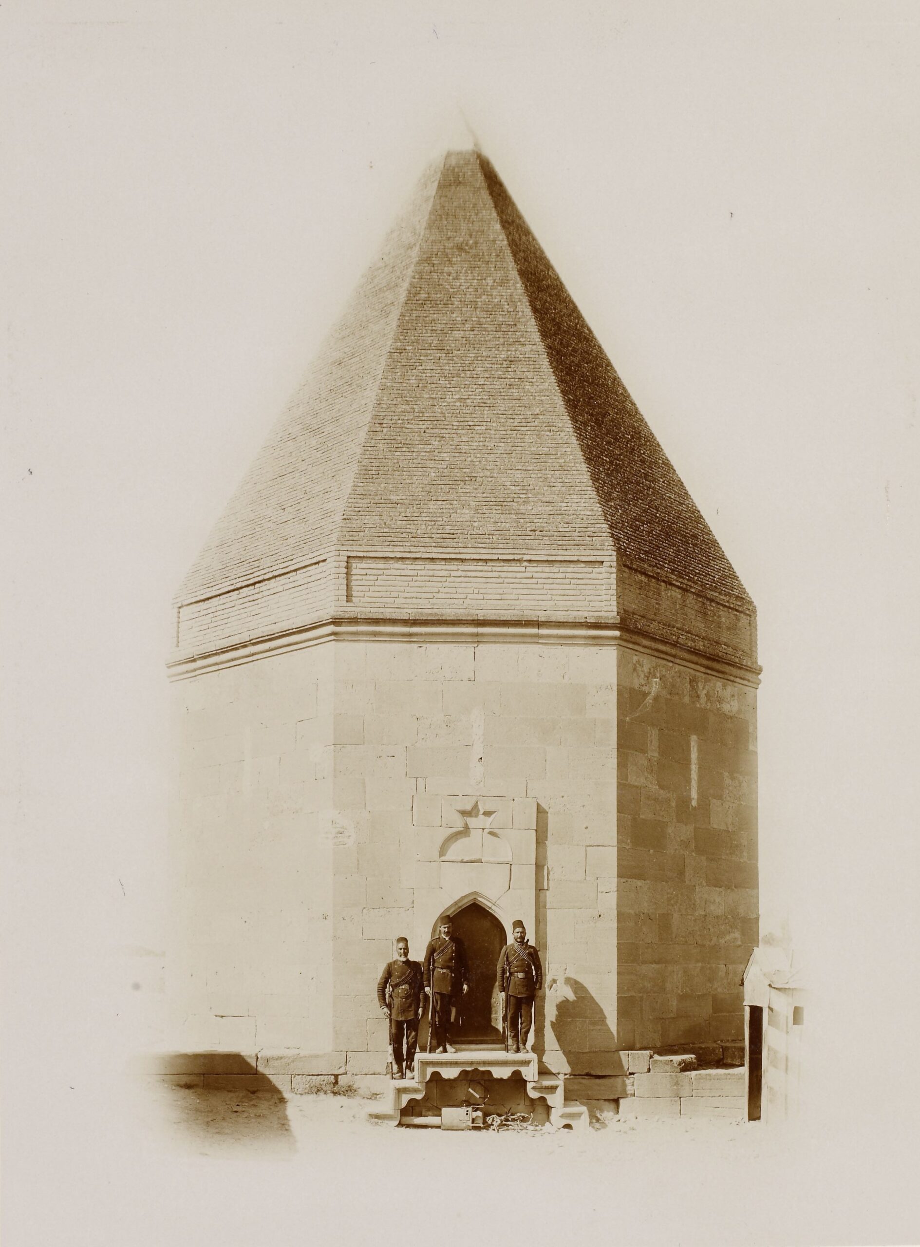 Ulaş Baba Kümbeti