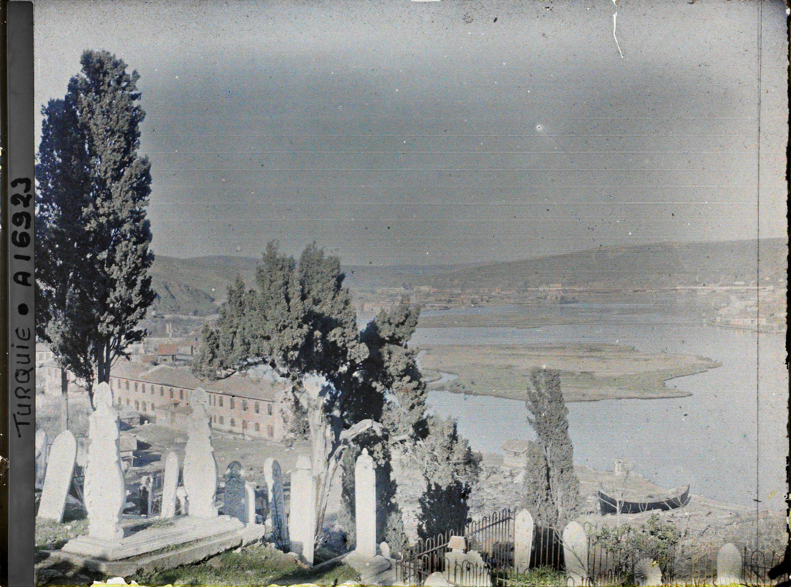 İplikhane Kışlası ve Bahariye Adaları