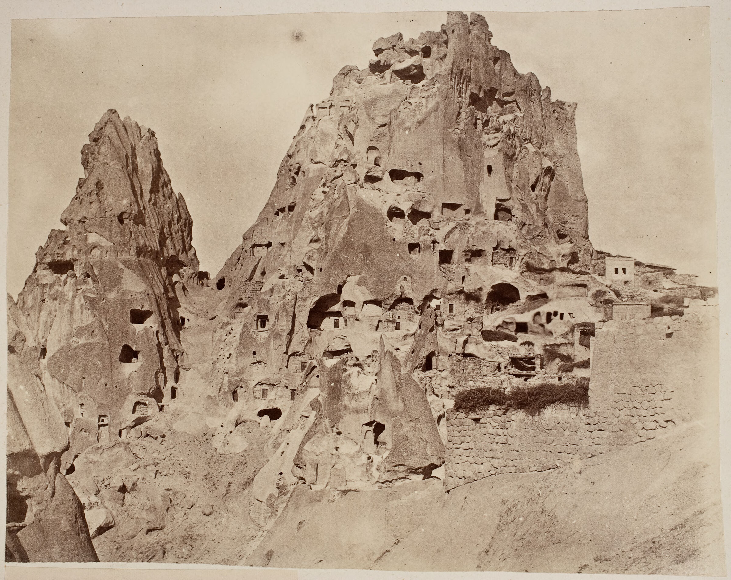 Uçhisar Kalesi