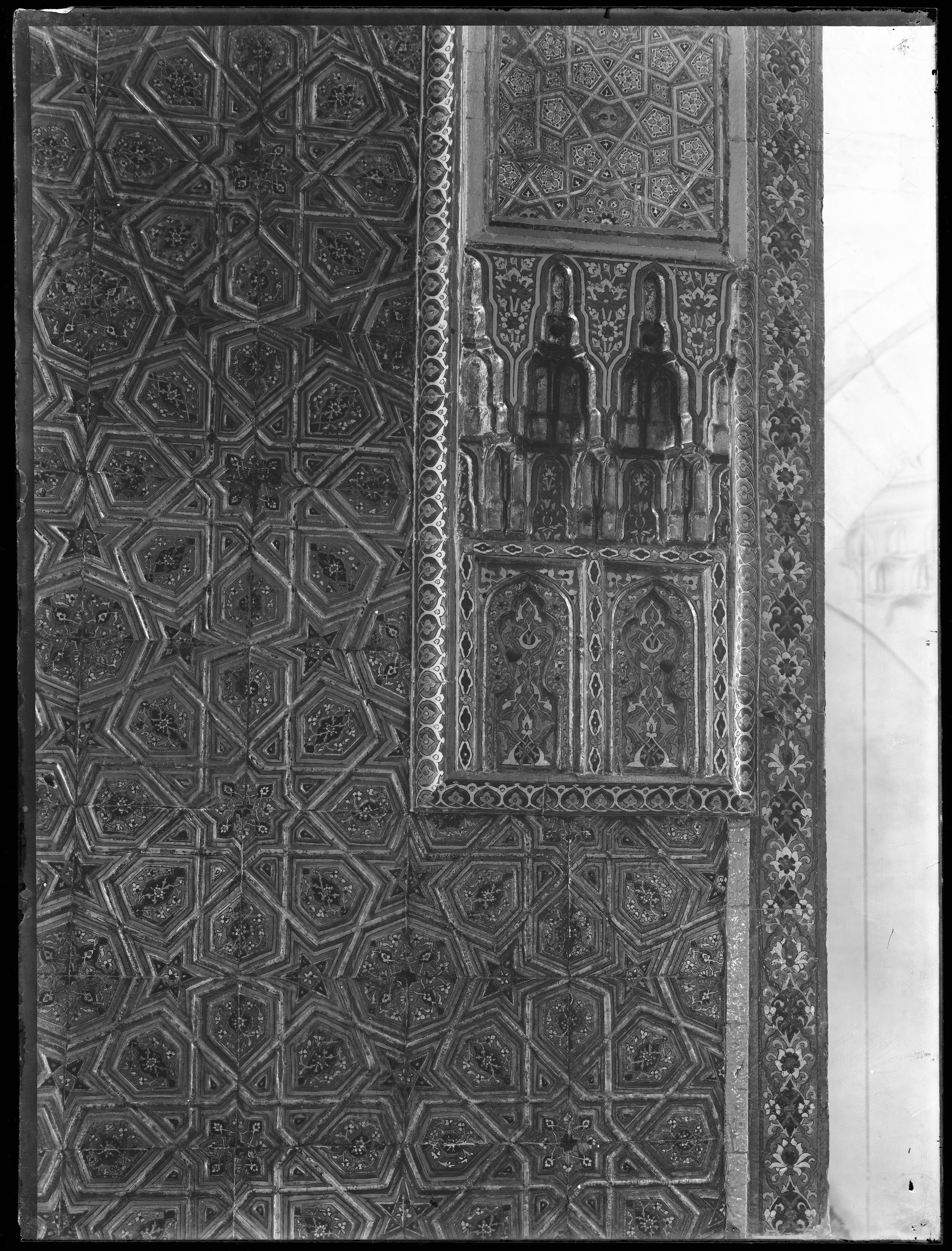Yeşil Cami Hünkar Mahfili Çinileri