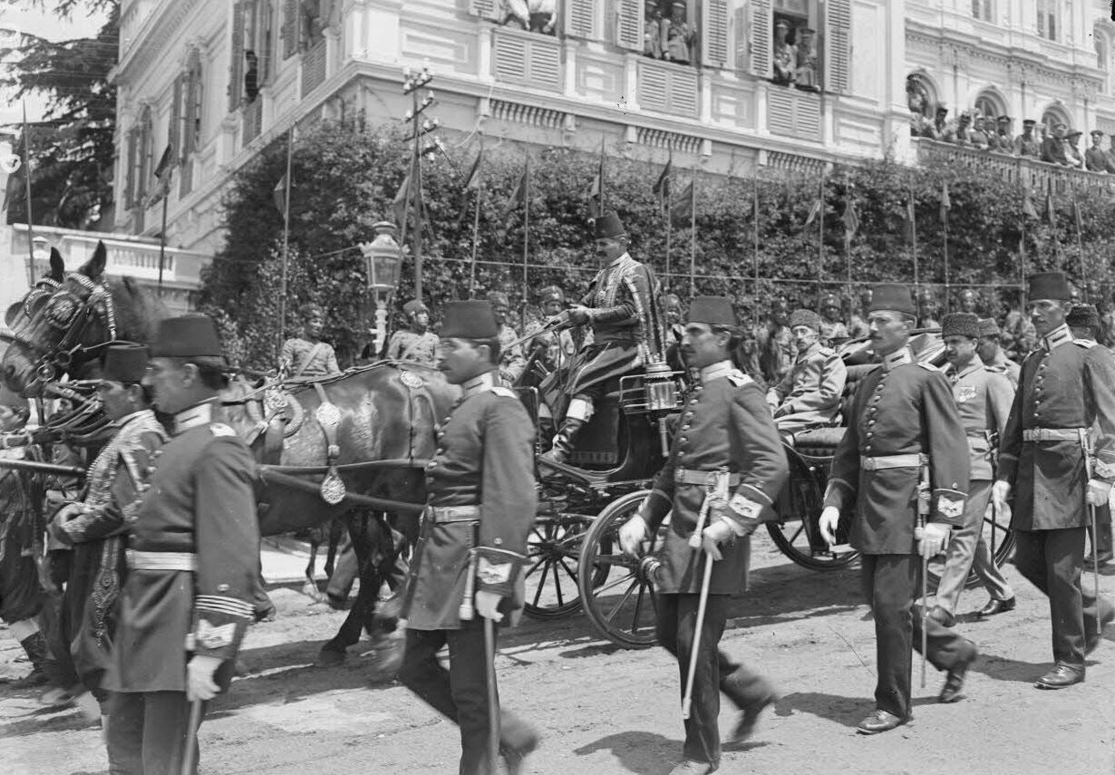 Sultan Vahdettin Arabasıyla Yıldız’da