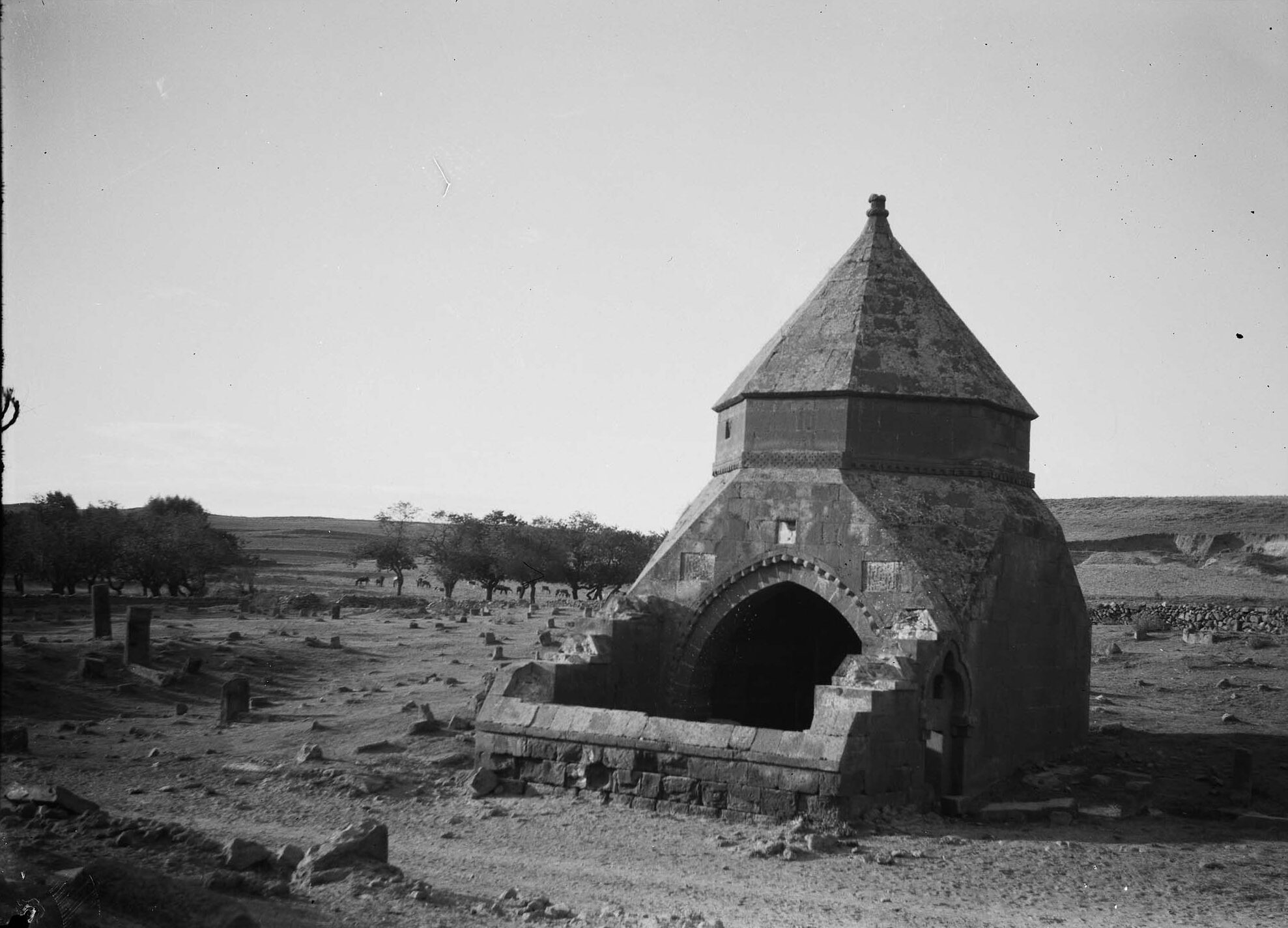 Emir Ali Kümbeti