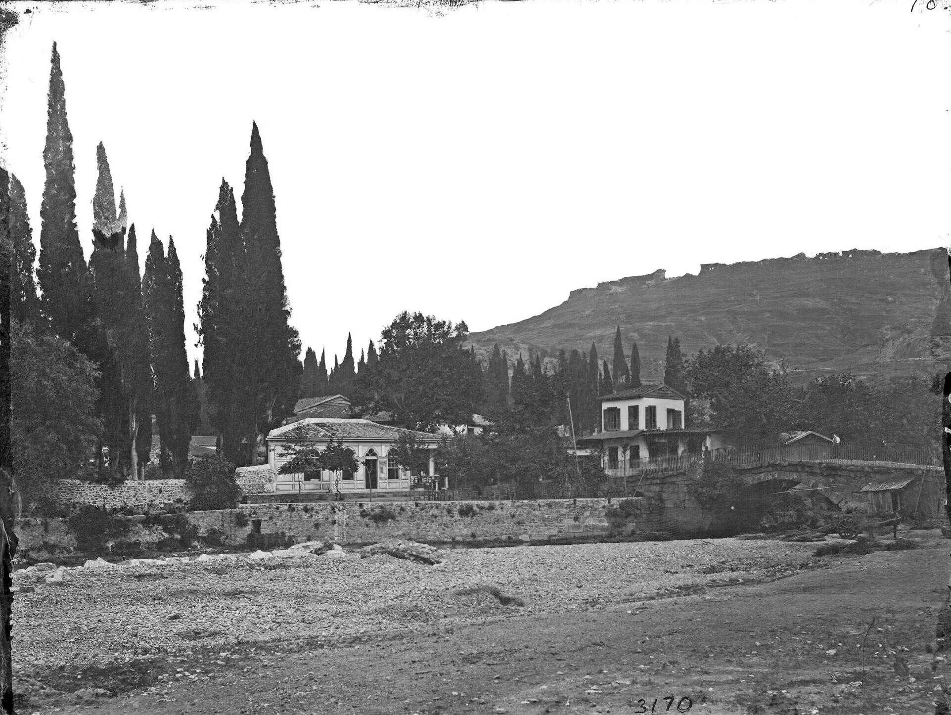 Meles Nehri Üzerinde Kervan Köprüsü
