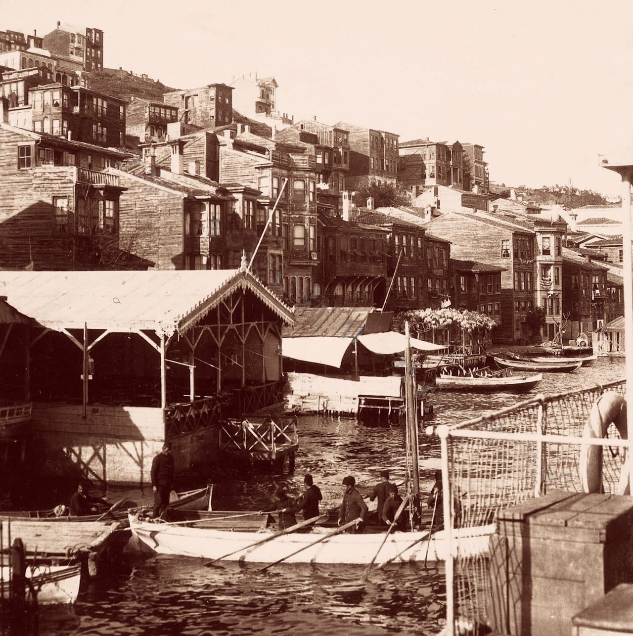 İskele’den Yenimahalle’ye Bakış