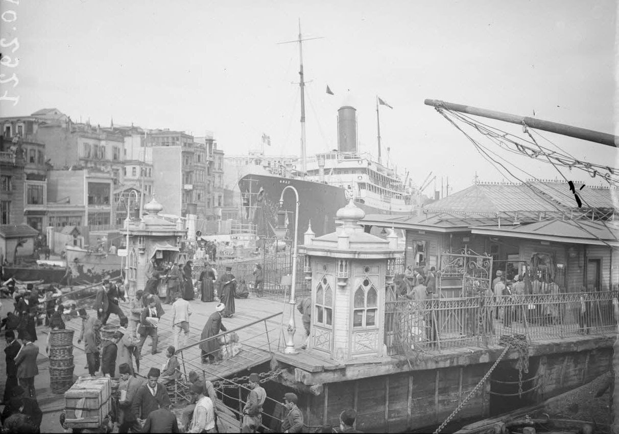 Karaköy İskelesi