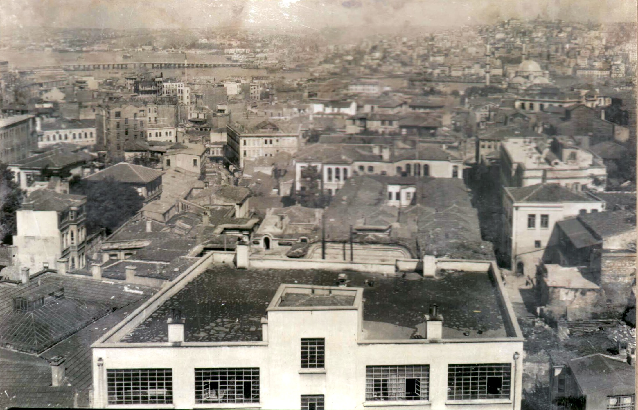 Mahmut Paşa Camii’nden Büyük Yıldız Han’a Bakış