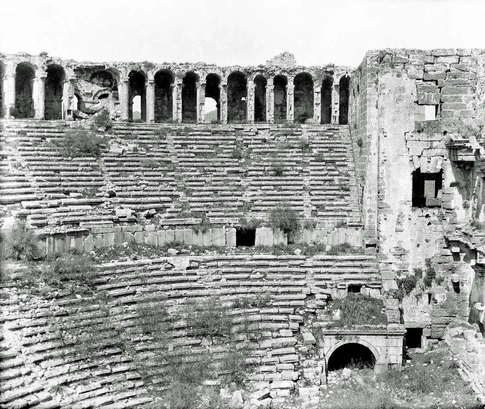 Aspendos Antik Tiyatrosu