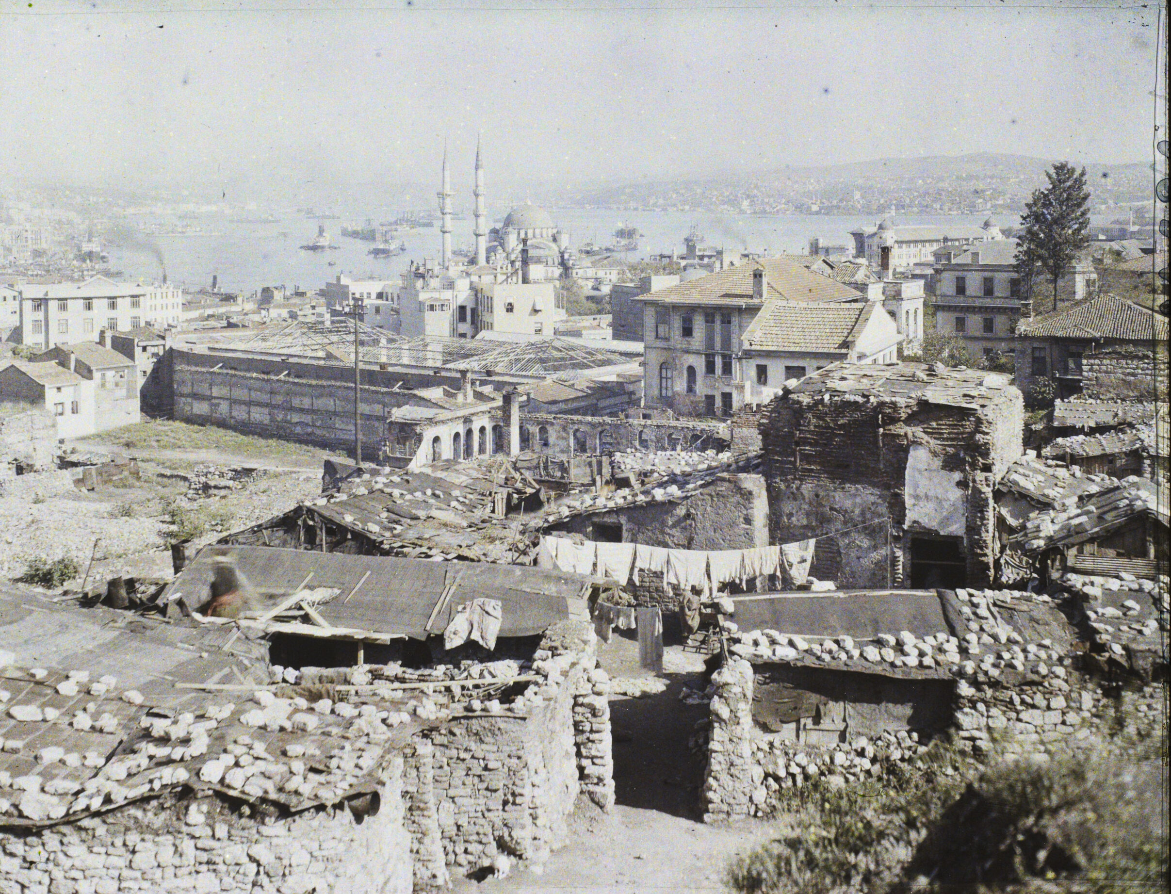 Mercan’dan Yeni Cami Yönü
