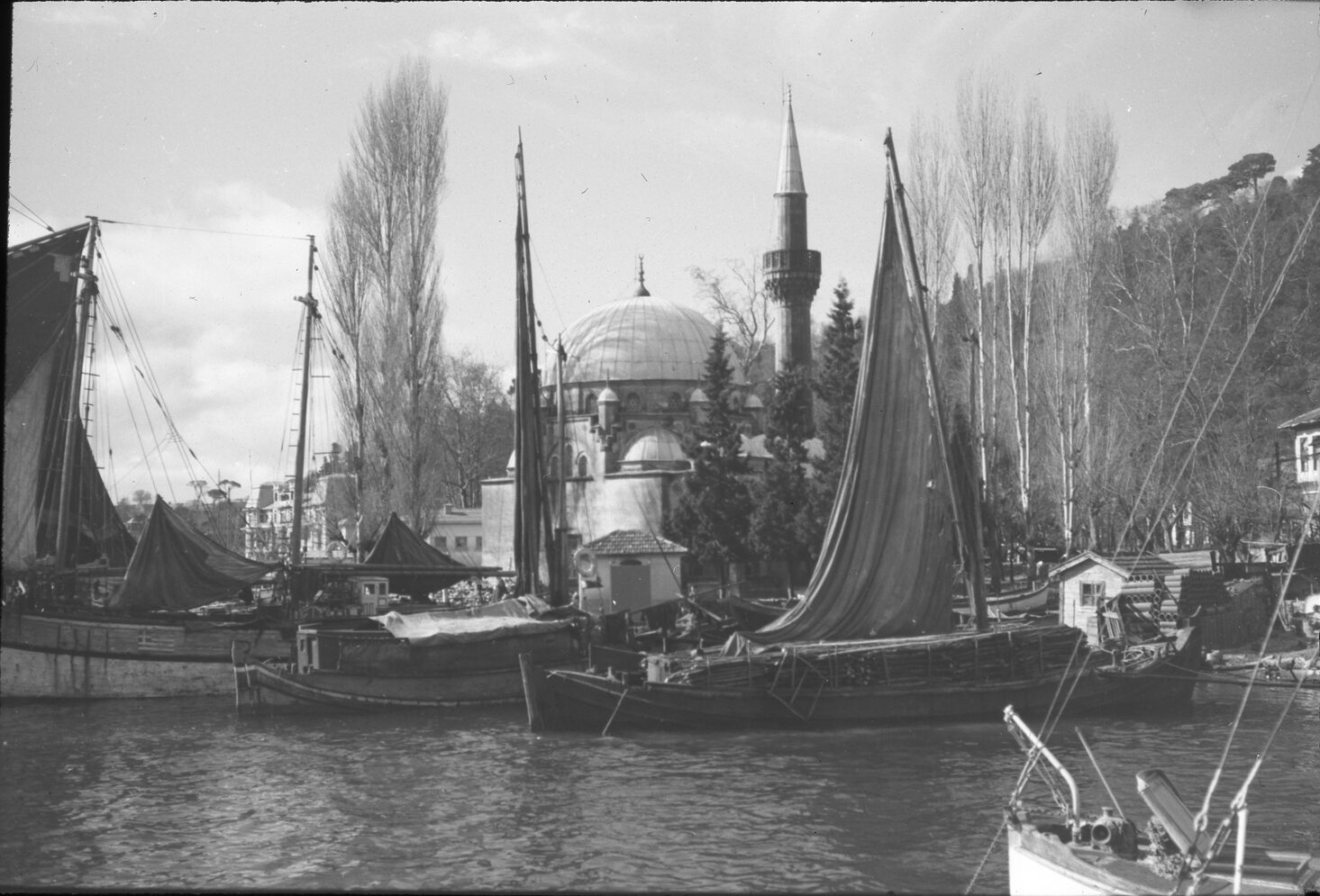 Bebek Camii