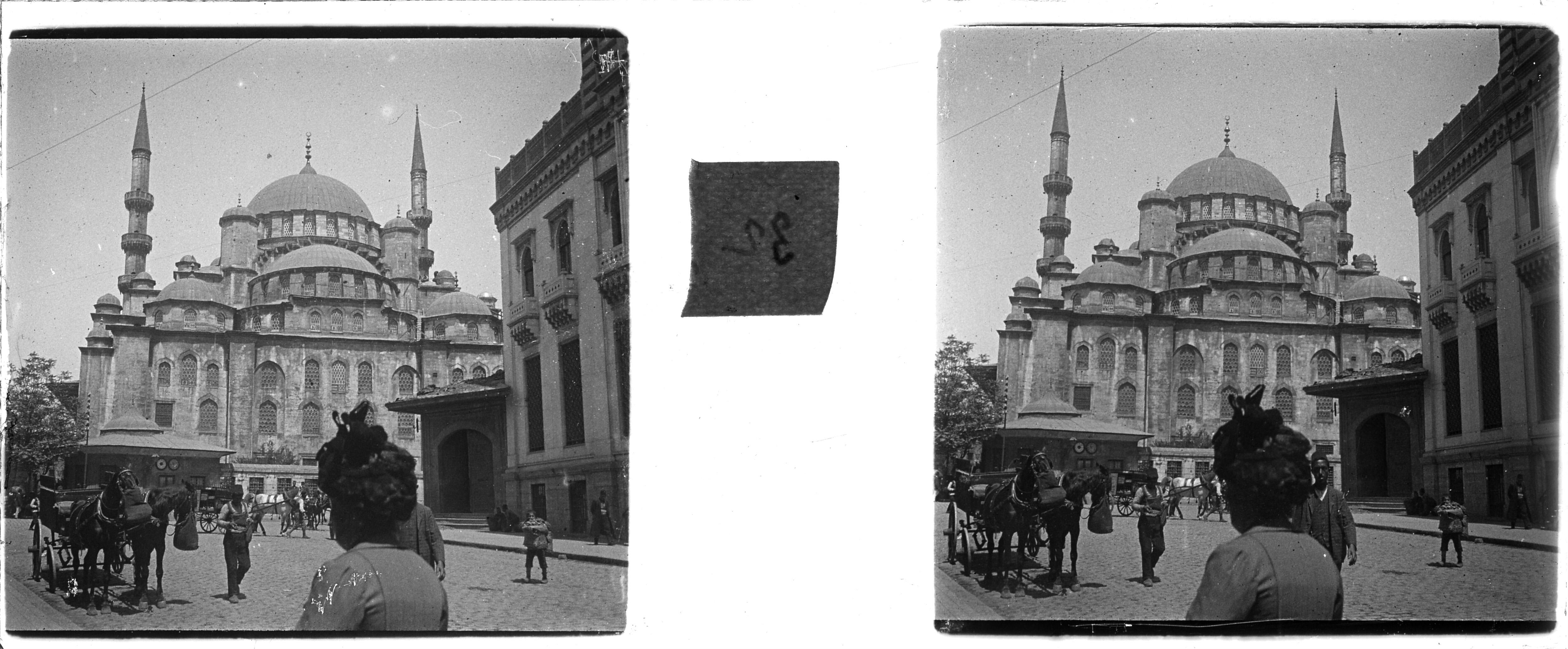 Bahçekapı’dan Yeni Cami’ye Bakış