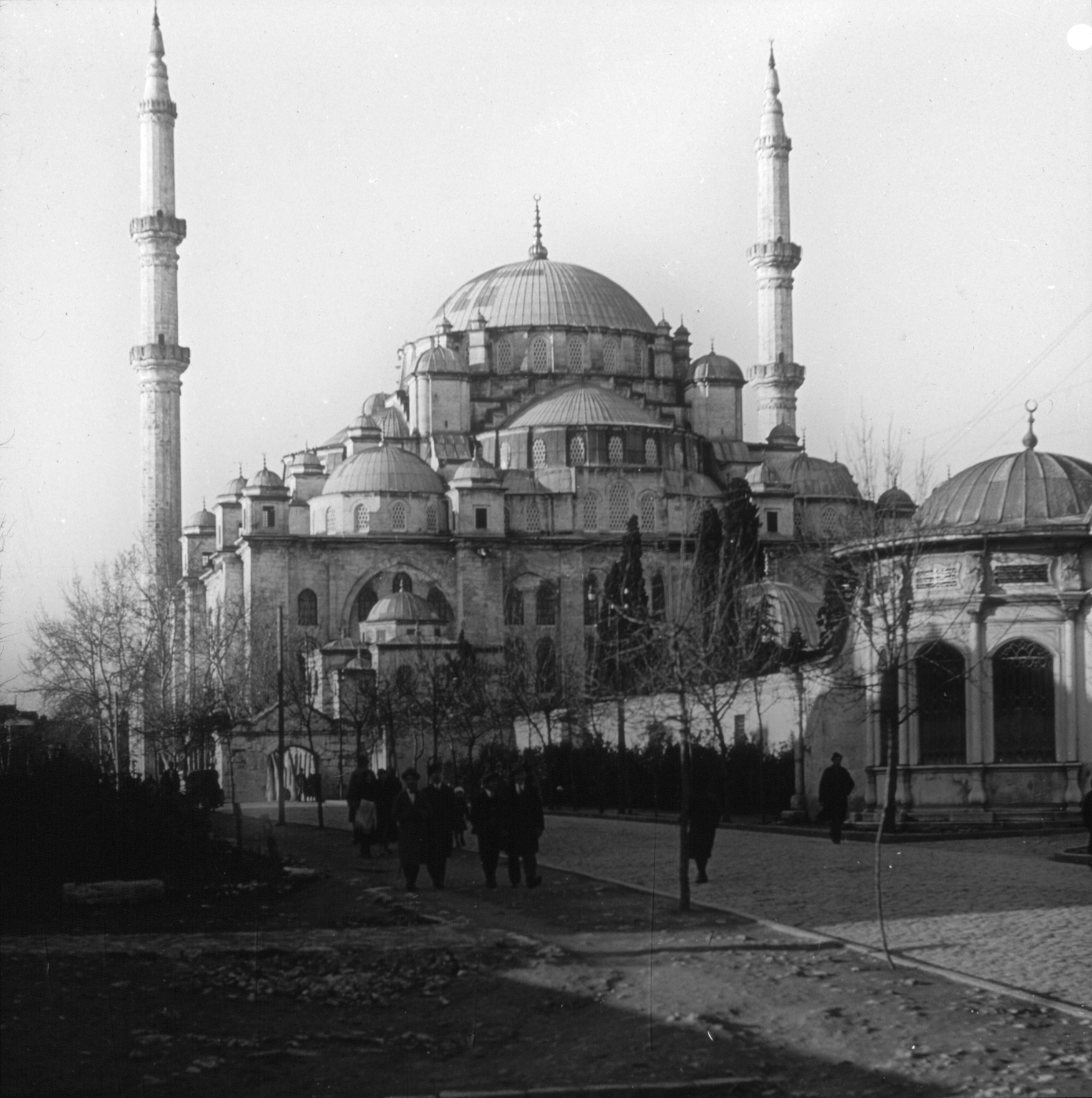 Fatih Camii Güneyden Görünüşü