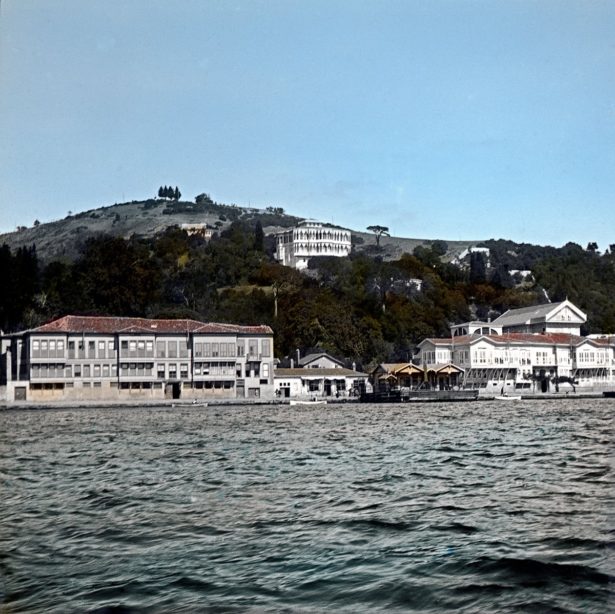 Denizden Bebek İskelesi ve Hekimbaşı Yalısı