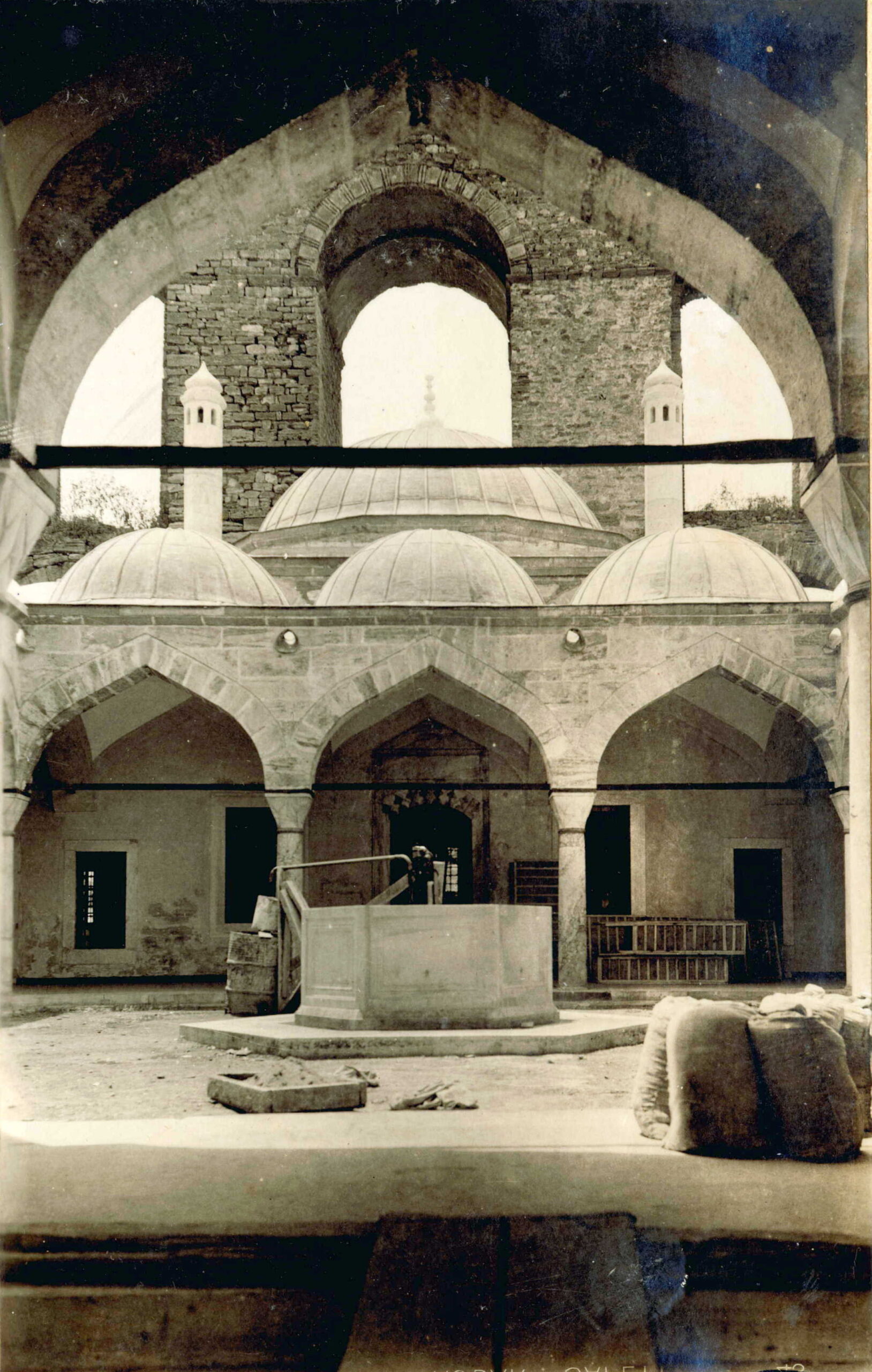 Gazanfer Ağa Medresesi