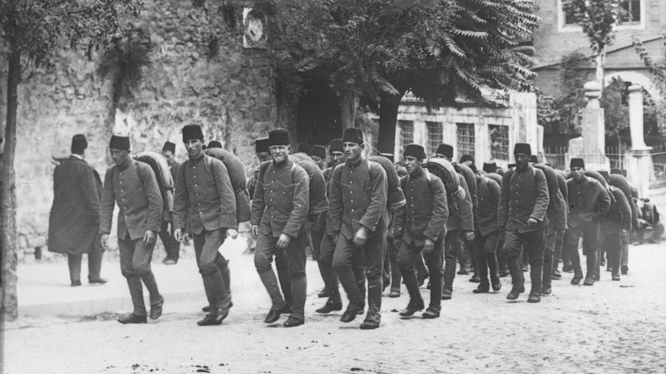 Cağaloğlu’na Doğru Çıkan Türk Askerleri
