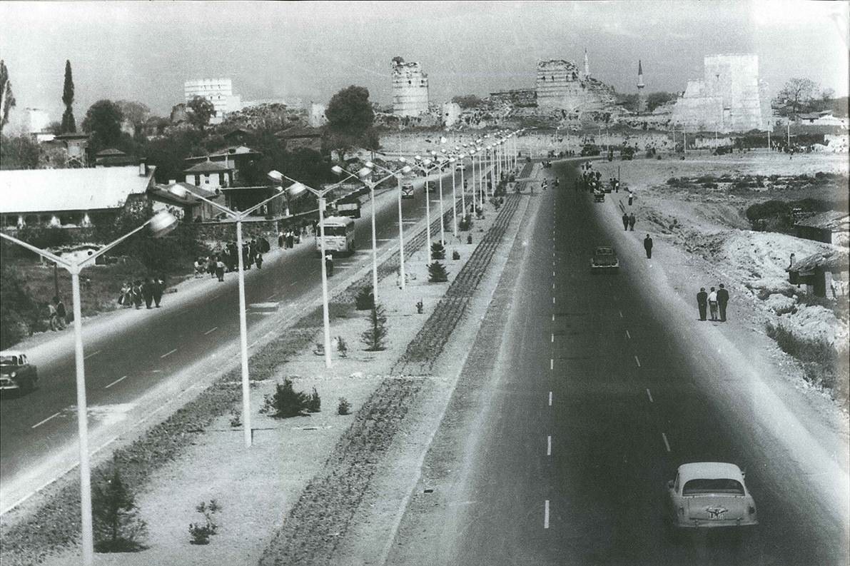 Topkapı – Cevizlibağ