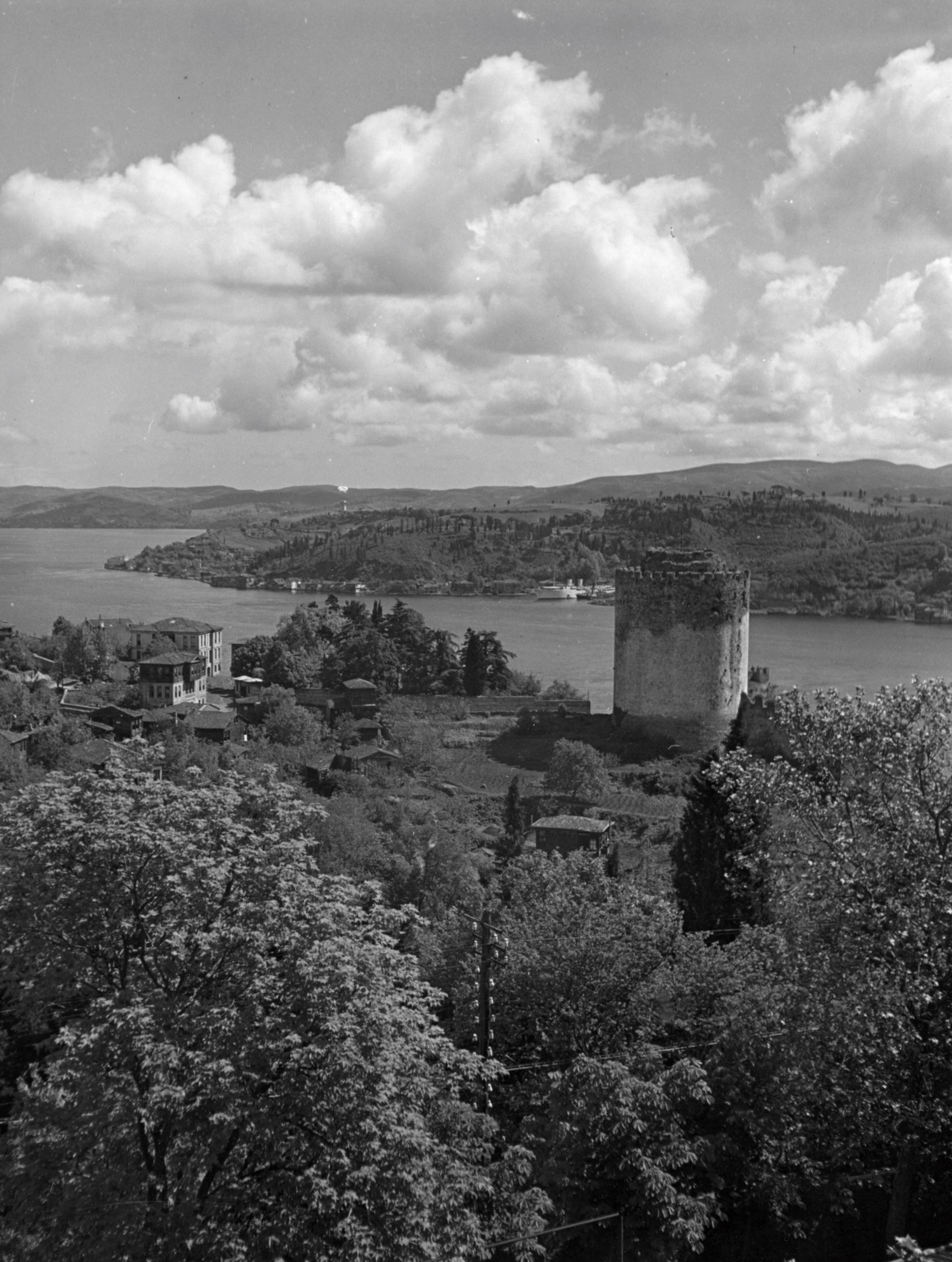 Rumeli Hisarı Saruca Paşa Kulesi