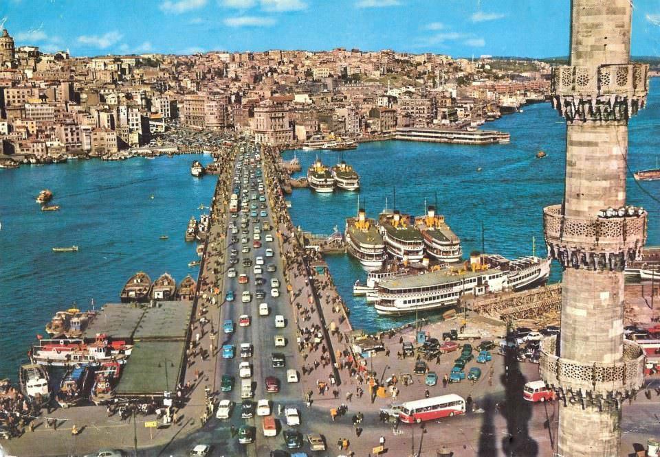 Yeni Cami Minaresi’nden Karaköy ve Galata Köprüsü