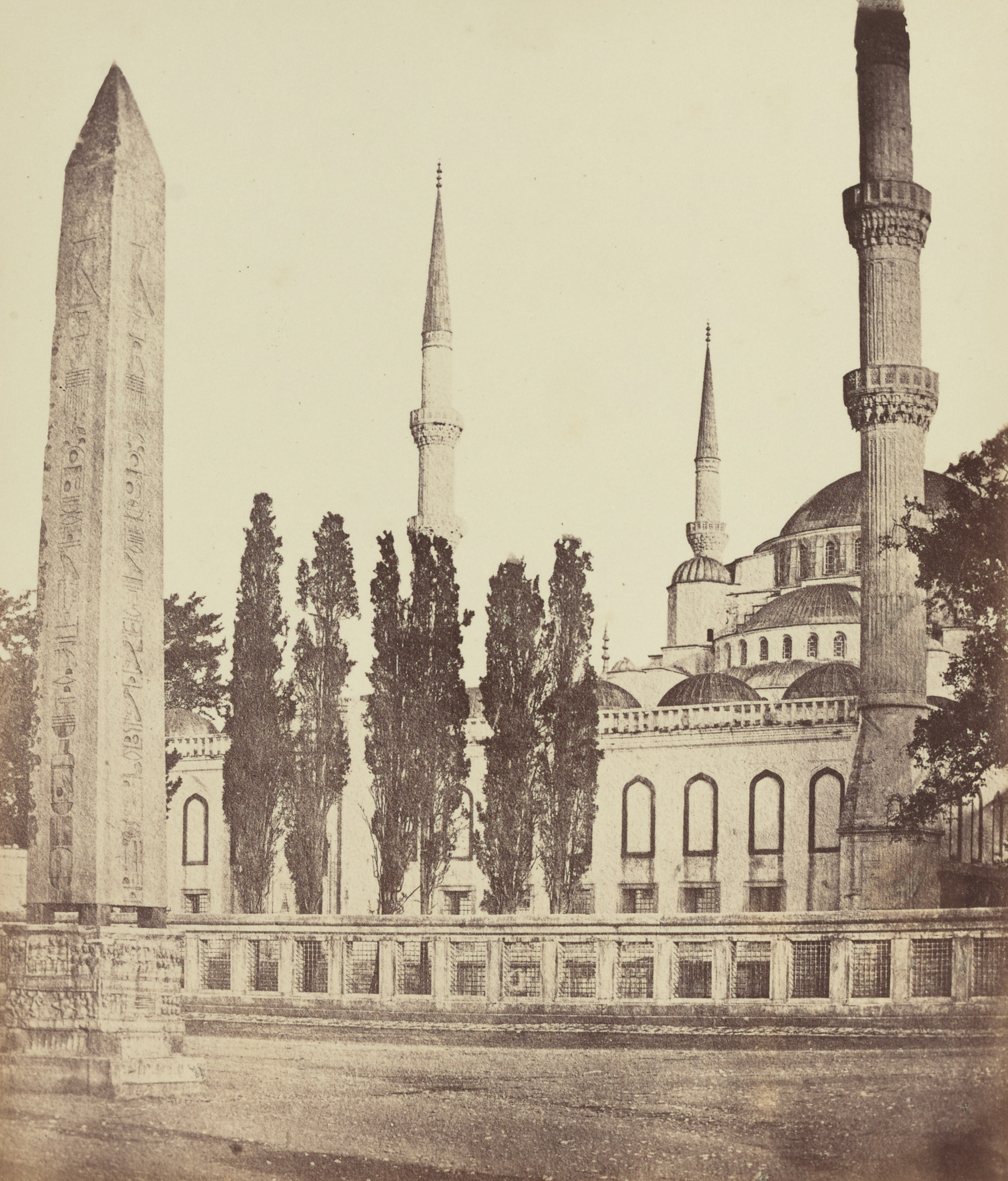 Dikilitaş