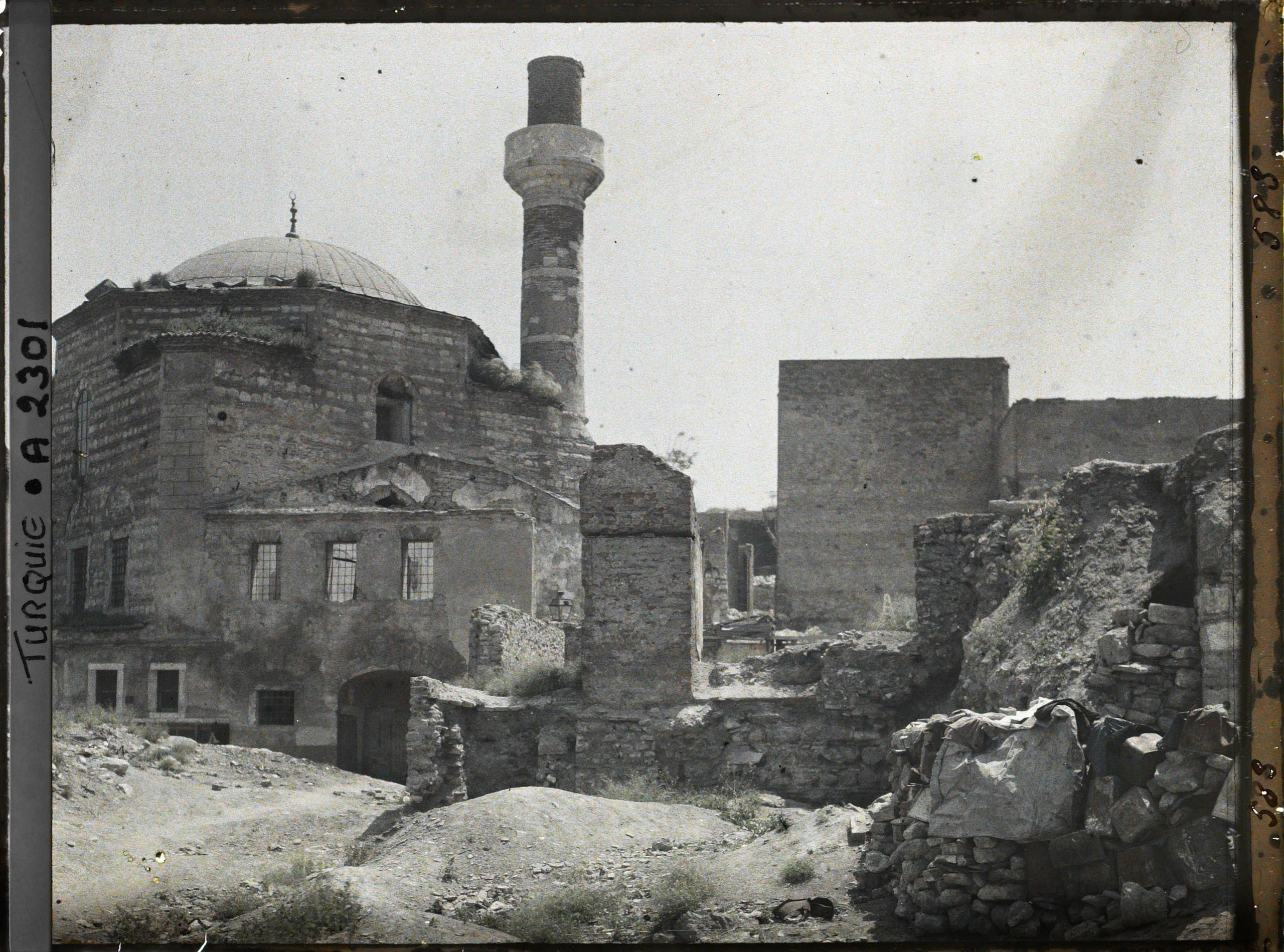 Yangın Sonrası İshak Paşa Camii