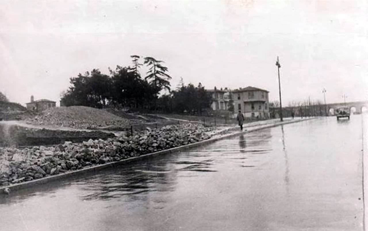 Atatürk Bulvarı