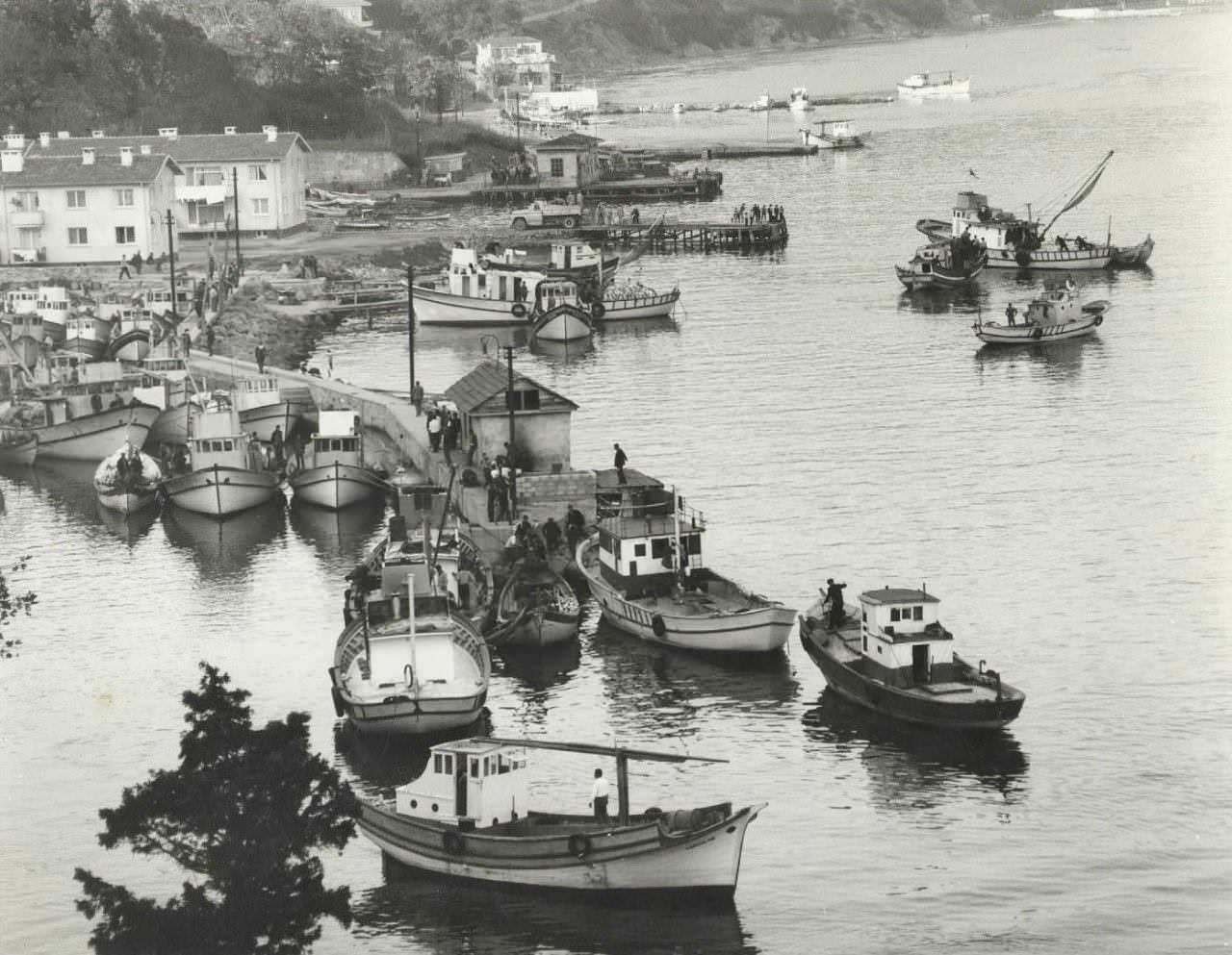 Rumelikavağı’nda Balıkçı Tekneleri