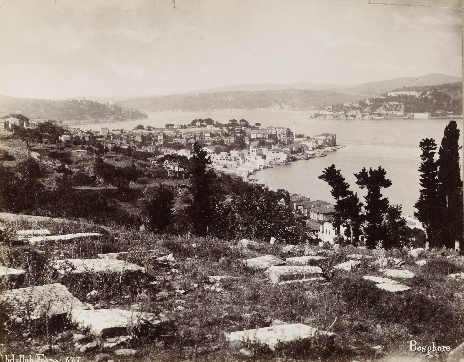 Arnavutköy’ün Tepeden Görünümü