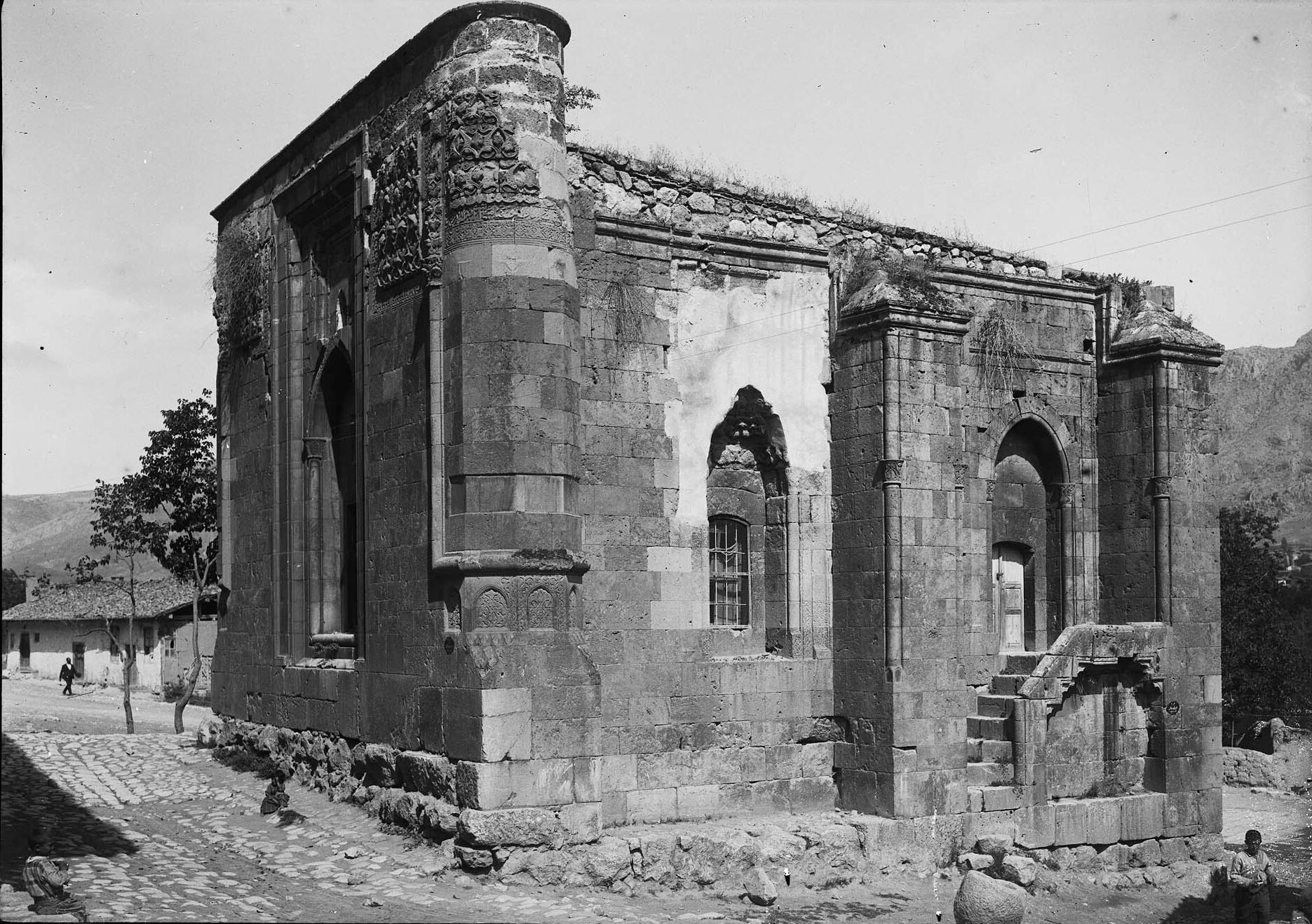 Torumtay Türbesi