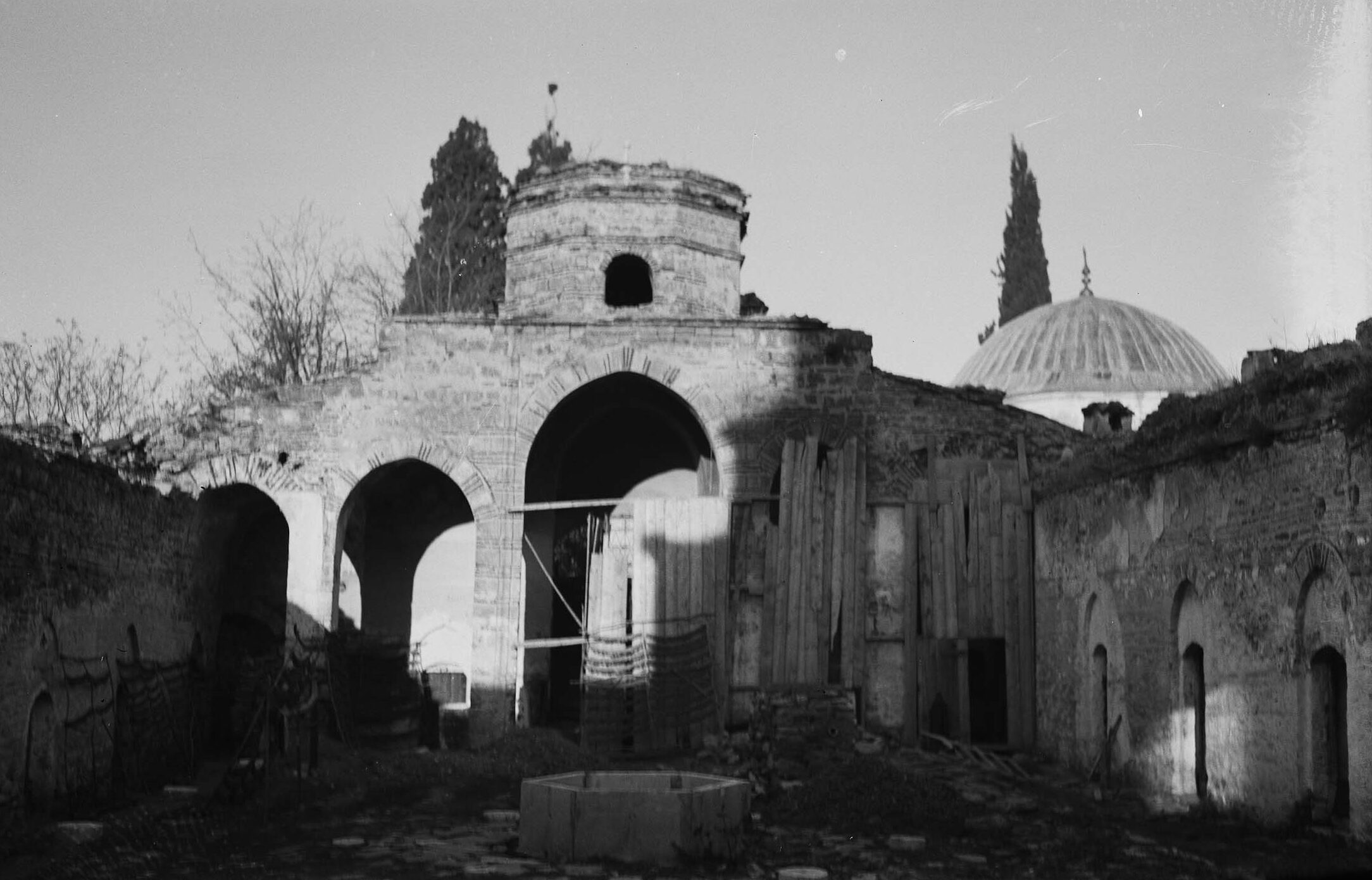 Yıldırım Bayezid Medresesi Avlusunun Görünümü
