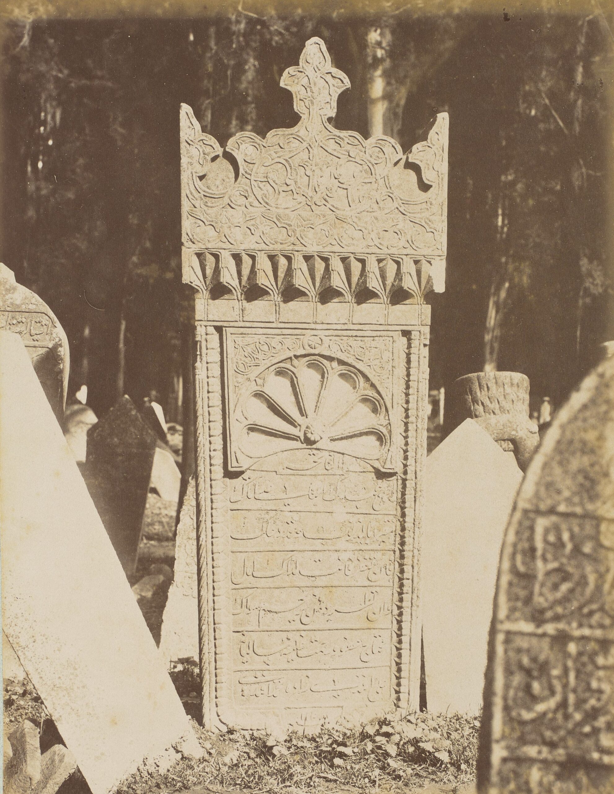 Mezar Taşı