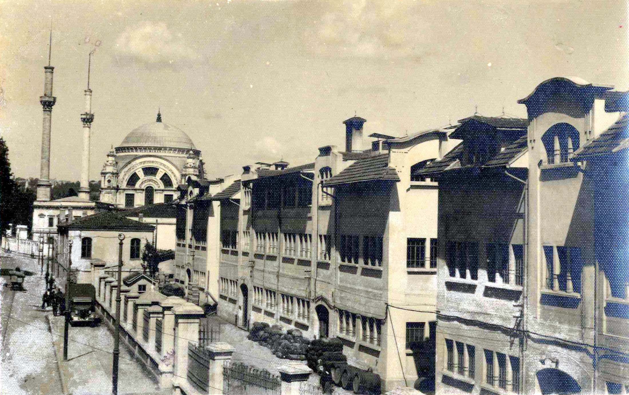 Dolmabahçe Camii
