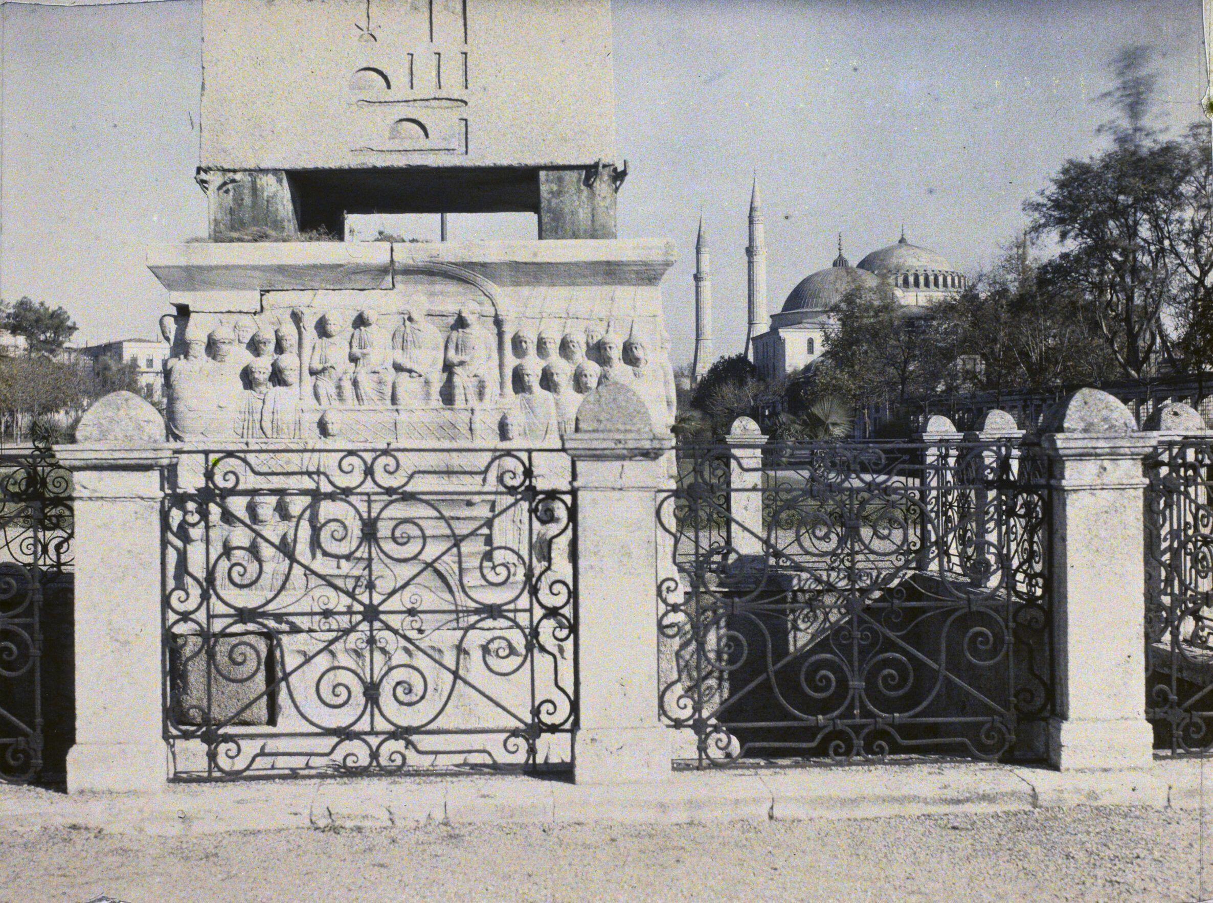 Dikilitaş Kaidesi