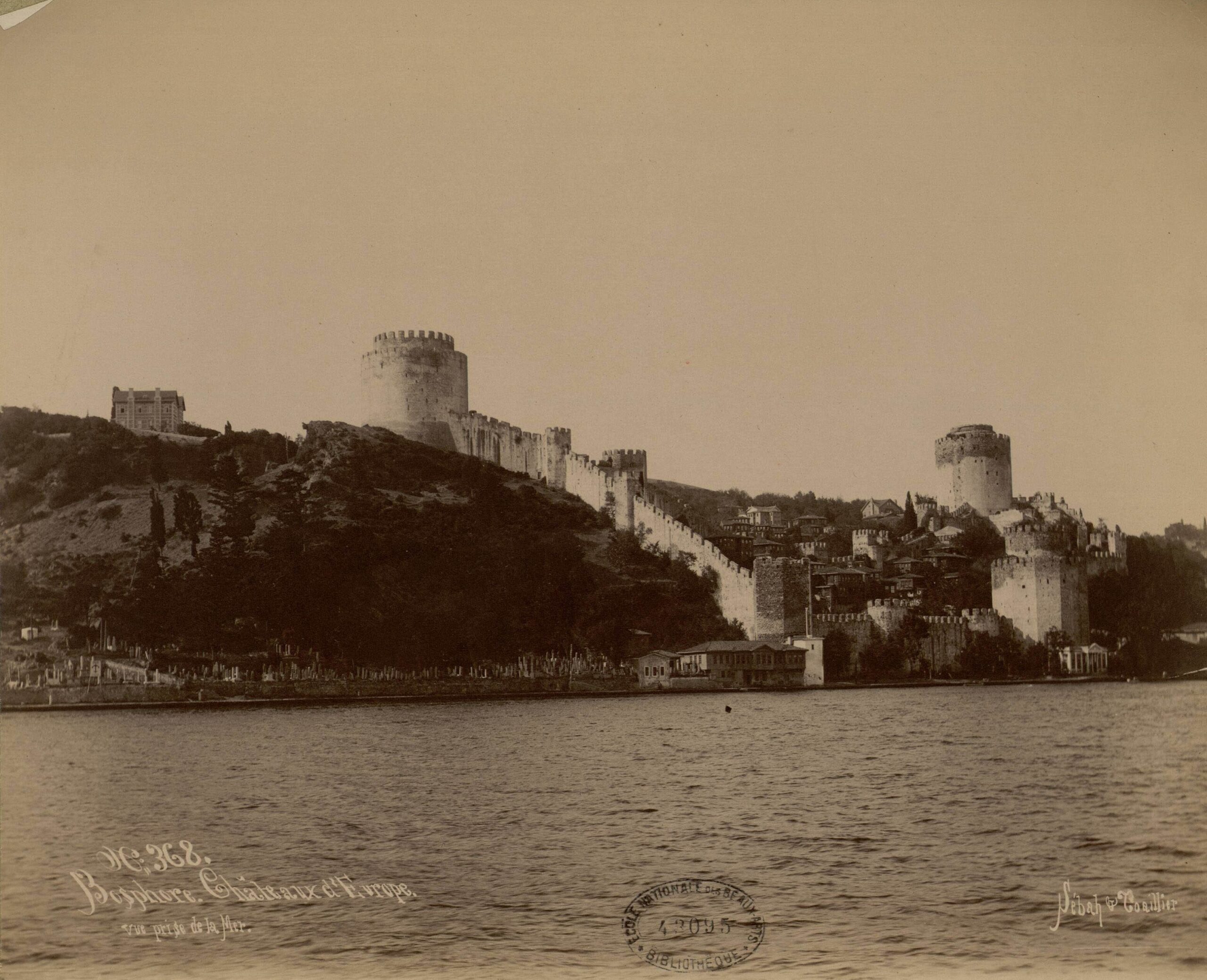 Aşiyan Mezarlığı ve Rumeli Hisarı