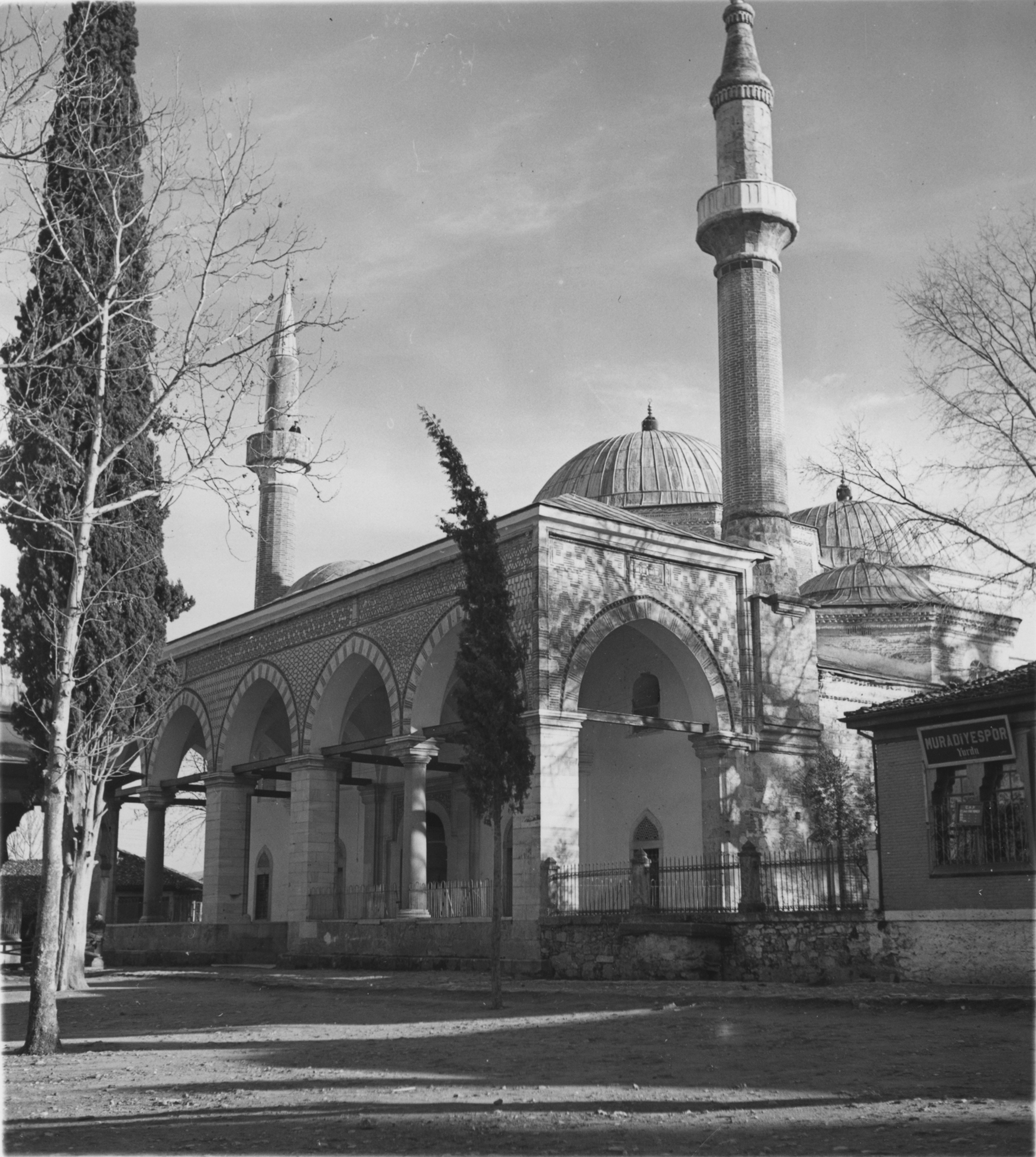 Muradiye Camii Kuzeybatıdan Görünümü