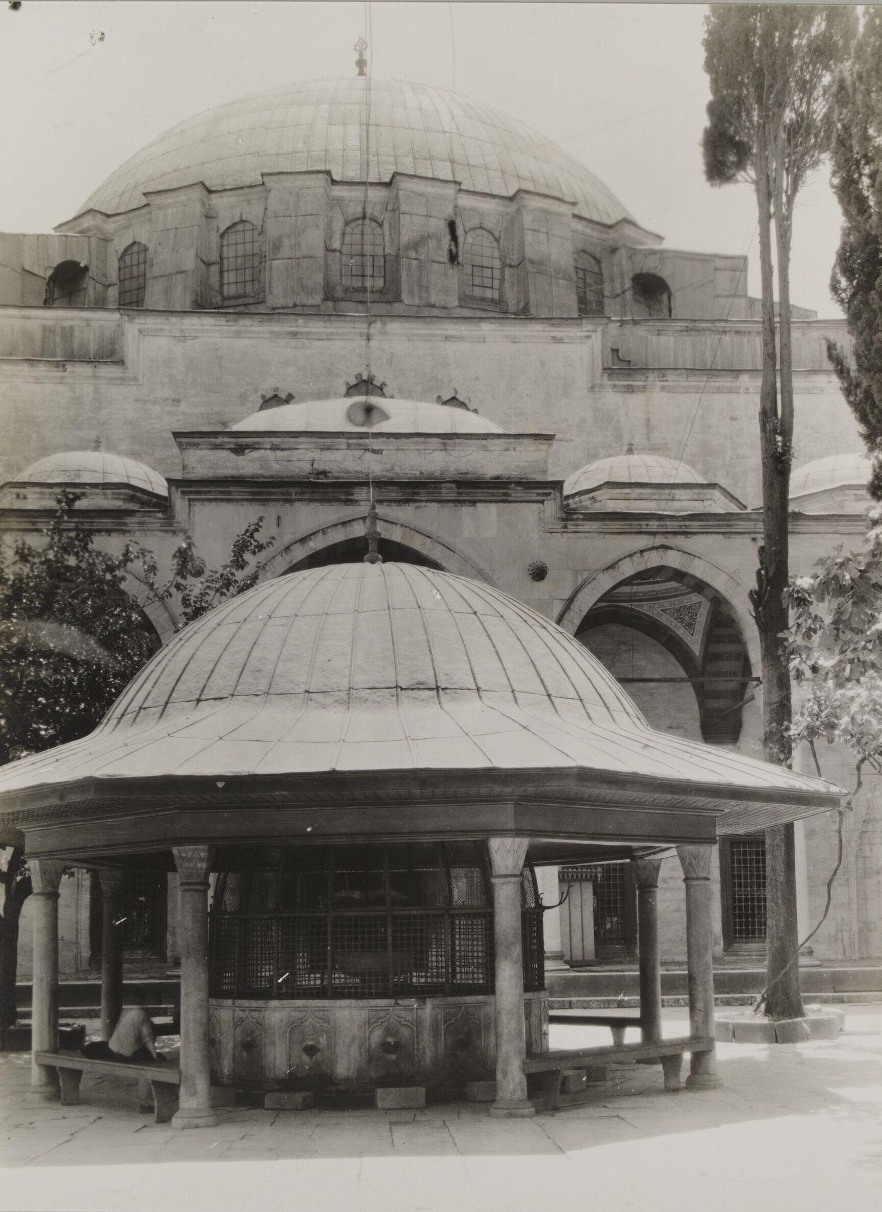 Yavuz Selim Camii Şadırvanı
